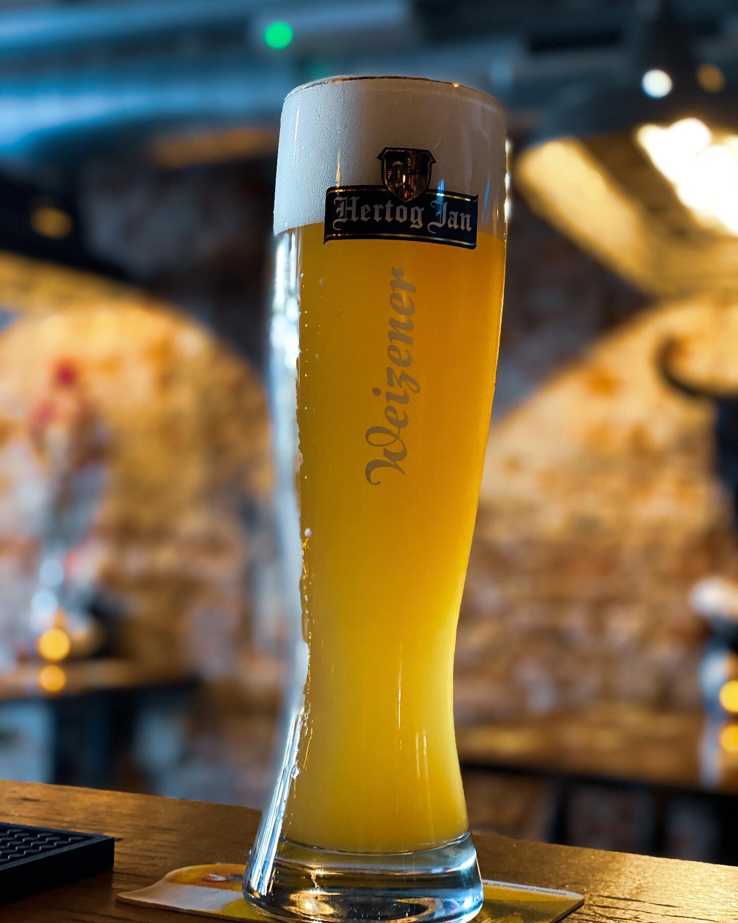Wat een heerlijke week was vorige week, nu weer klaar voor een nieuwe! CHEERS 🍻 #Open #nieuweweek #hertogjan
