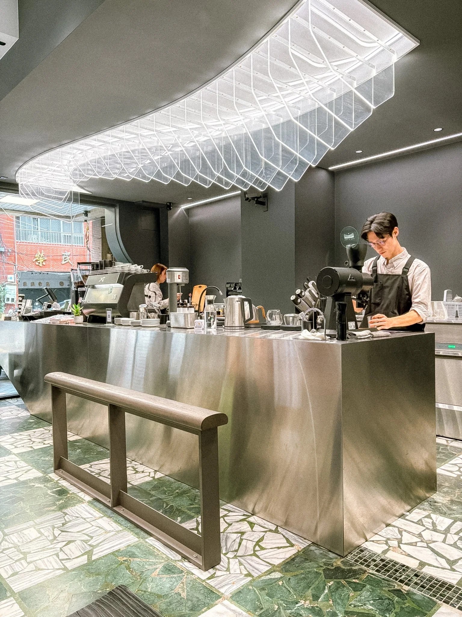 LOOP IN NEON cafe Taipei - interior.jpg