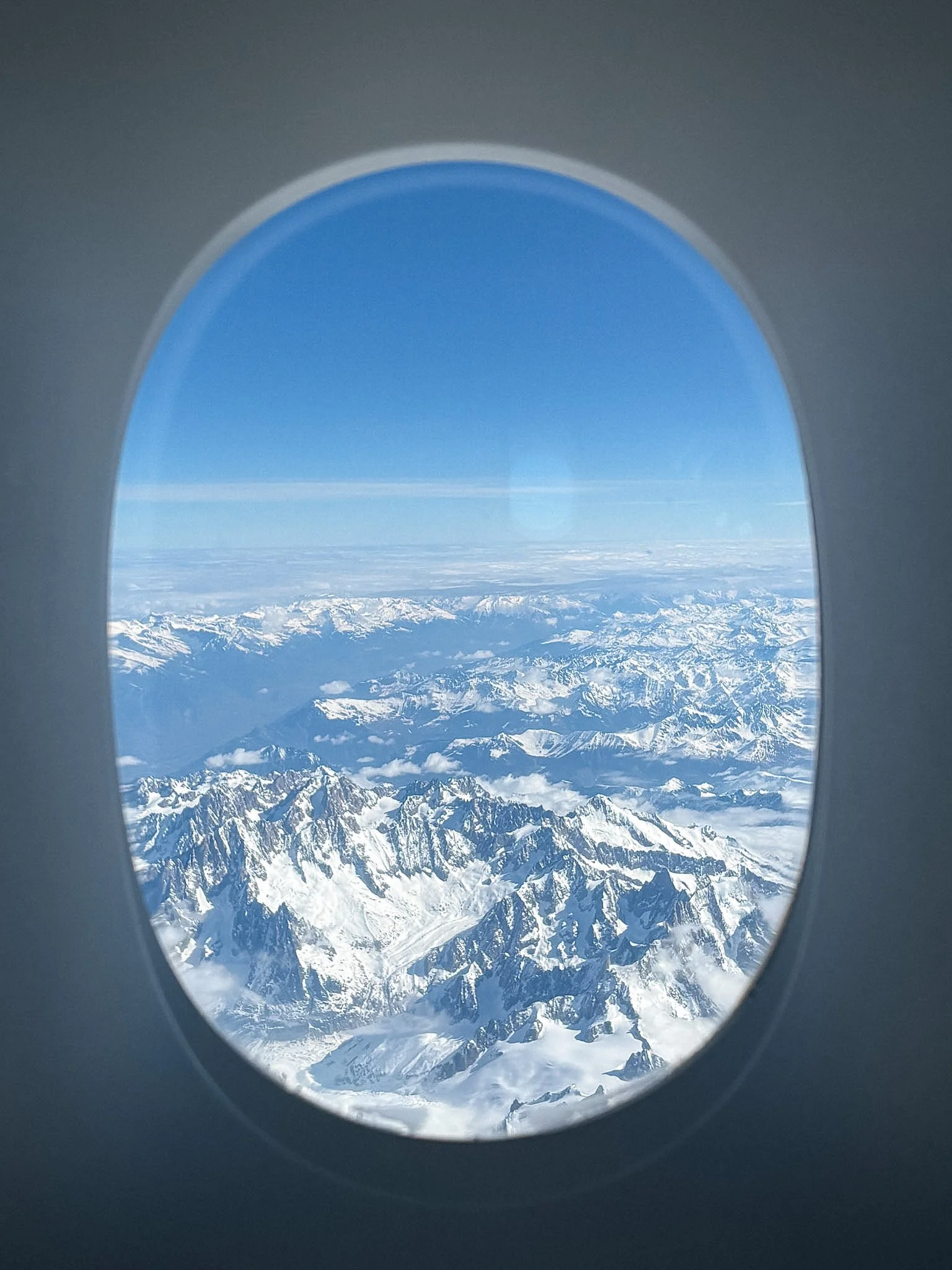Emirates Premium Economy - window.jpg
