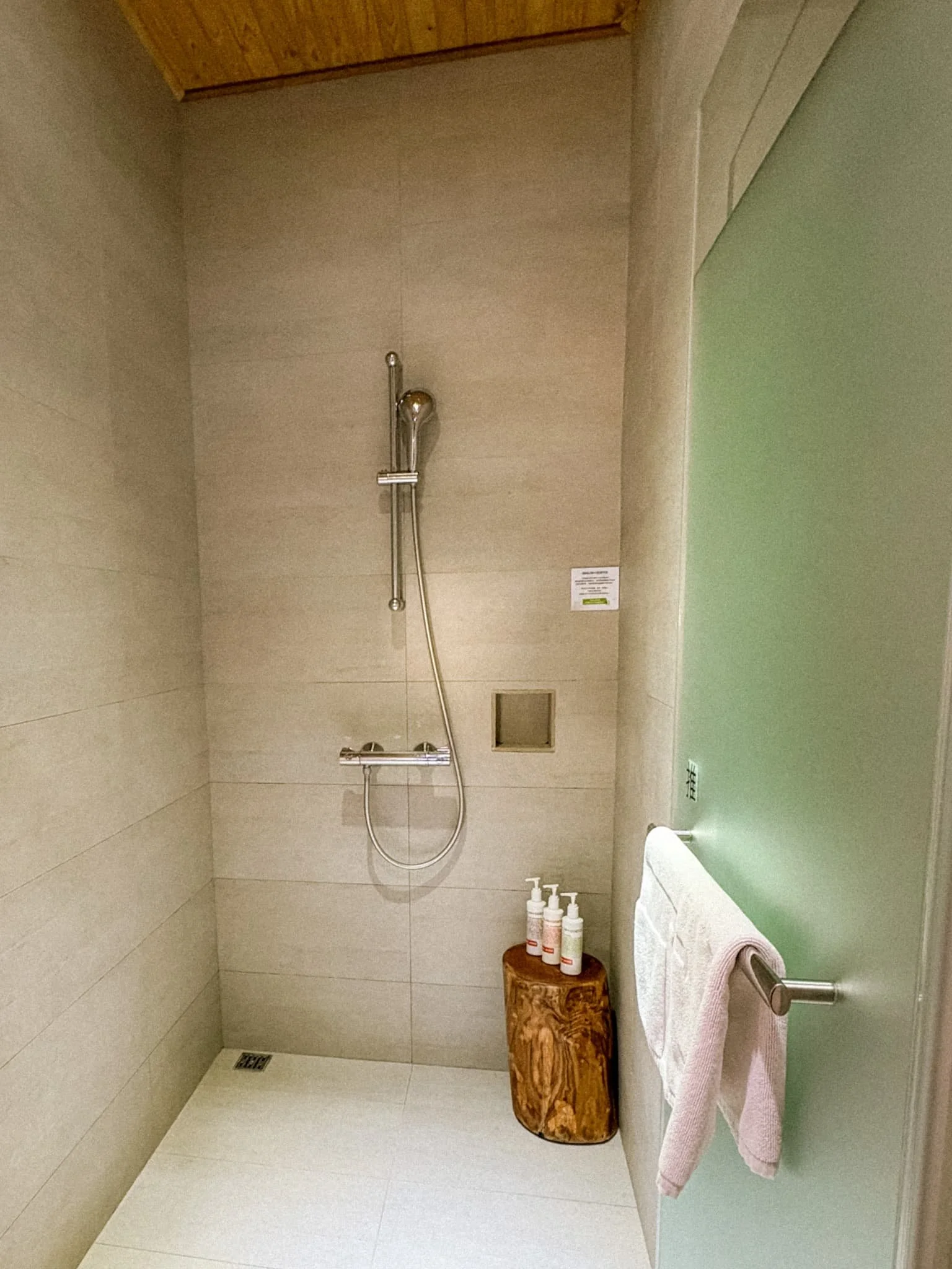 SkyeBay Club - standing shower.jpg
