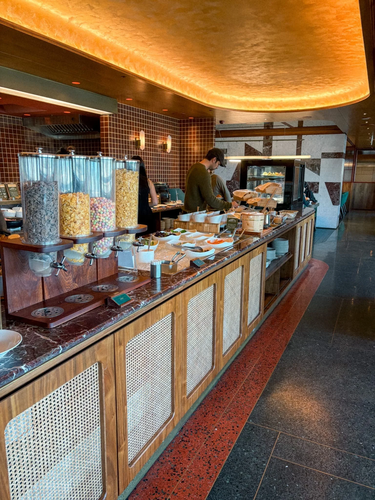 breakfast buffet
