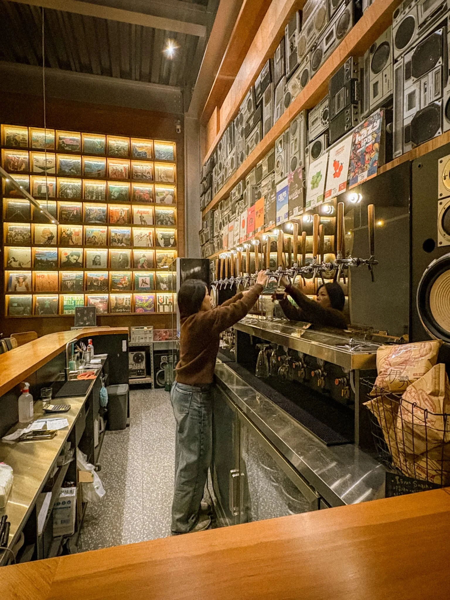 Tainan bars - IPA Cellar Sparrow Brew interior.jpg