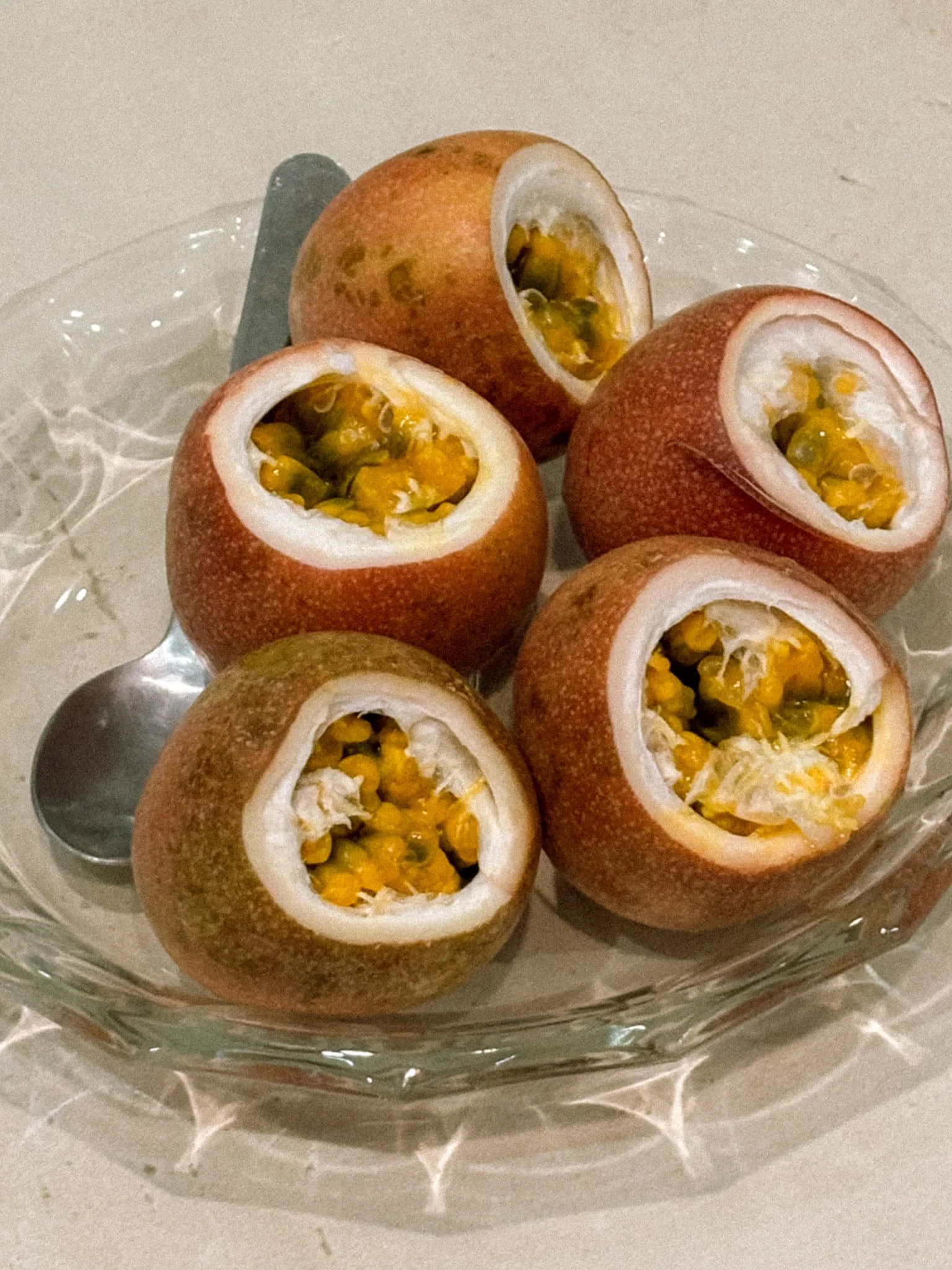 Taiwan fruits - passionfruit.jpg