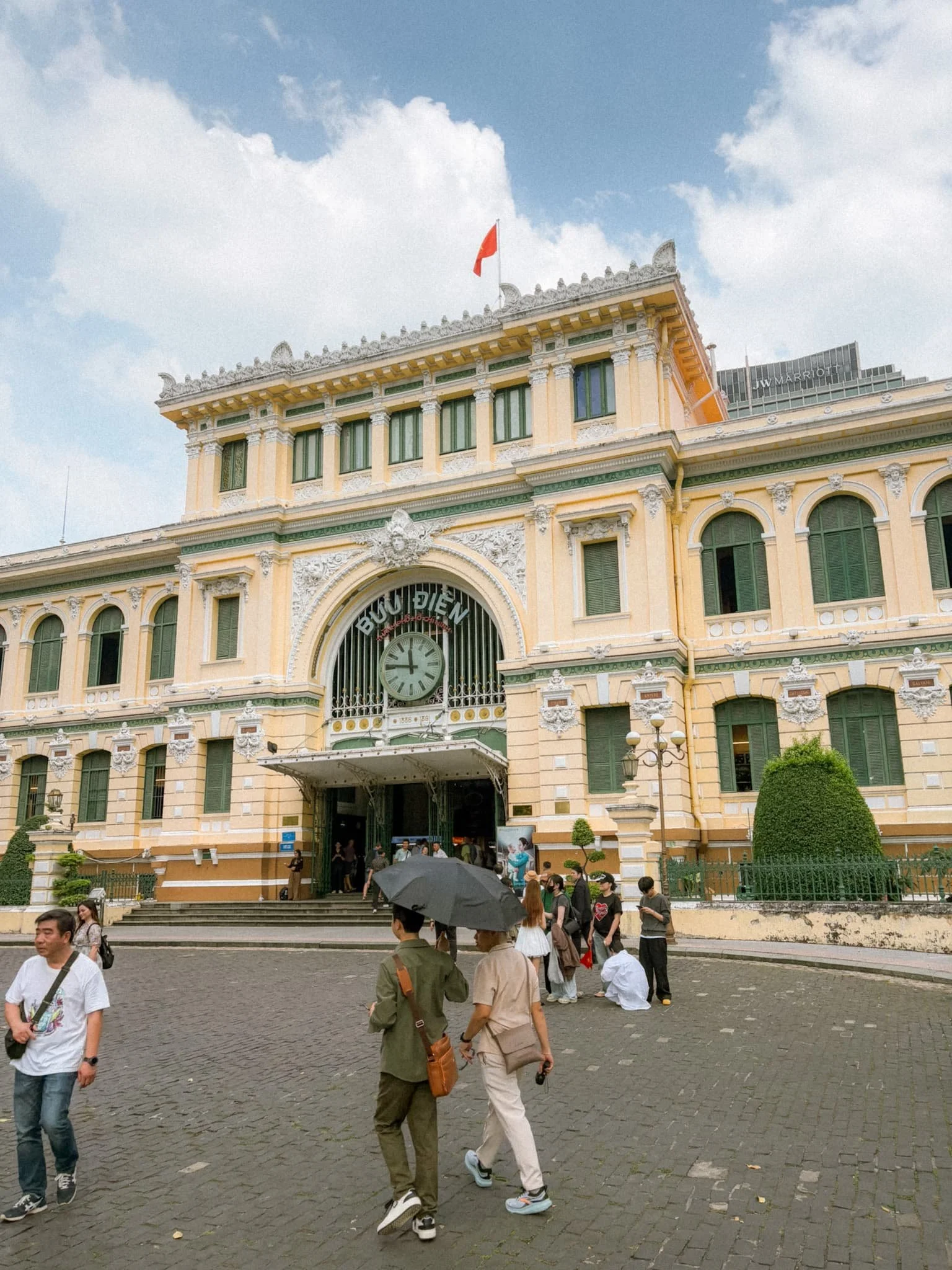 Saigon Post Office - outside.jpg