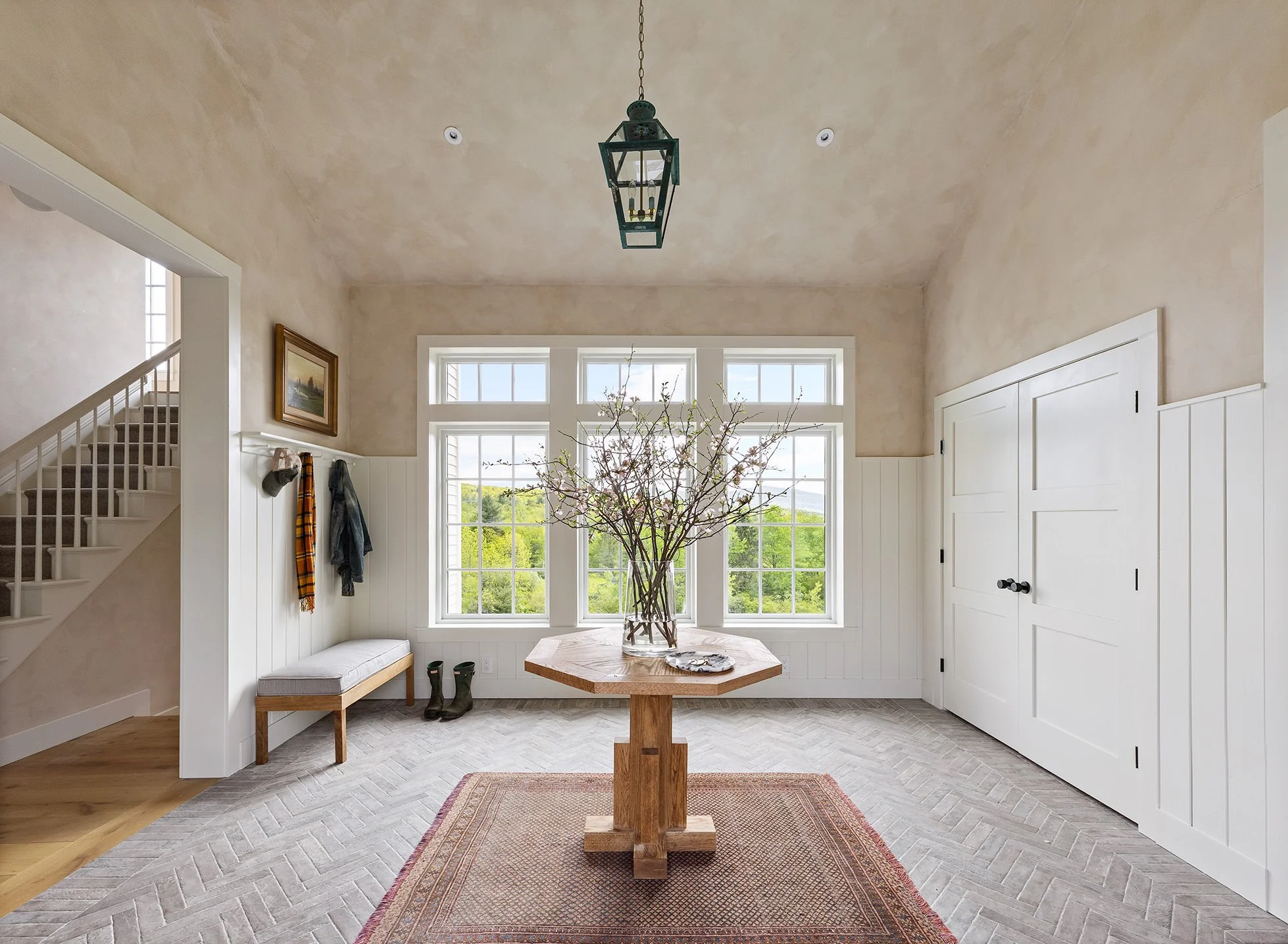 Foyer 3_ICDT Studio_Potter Mountain.jpg