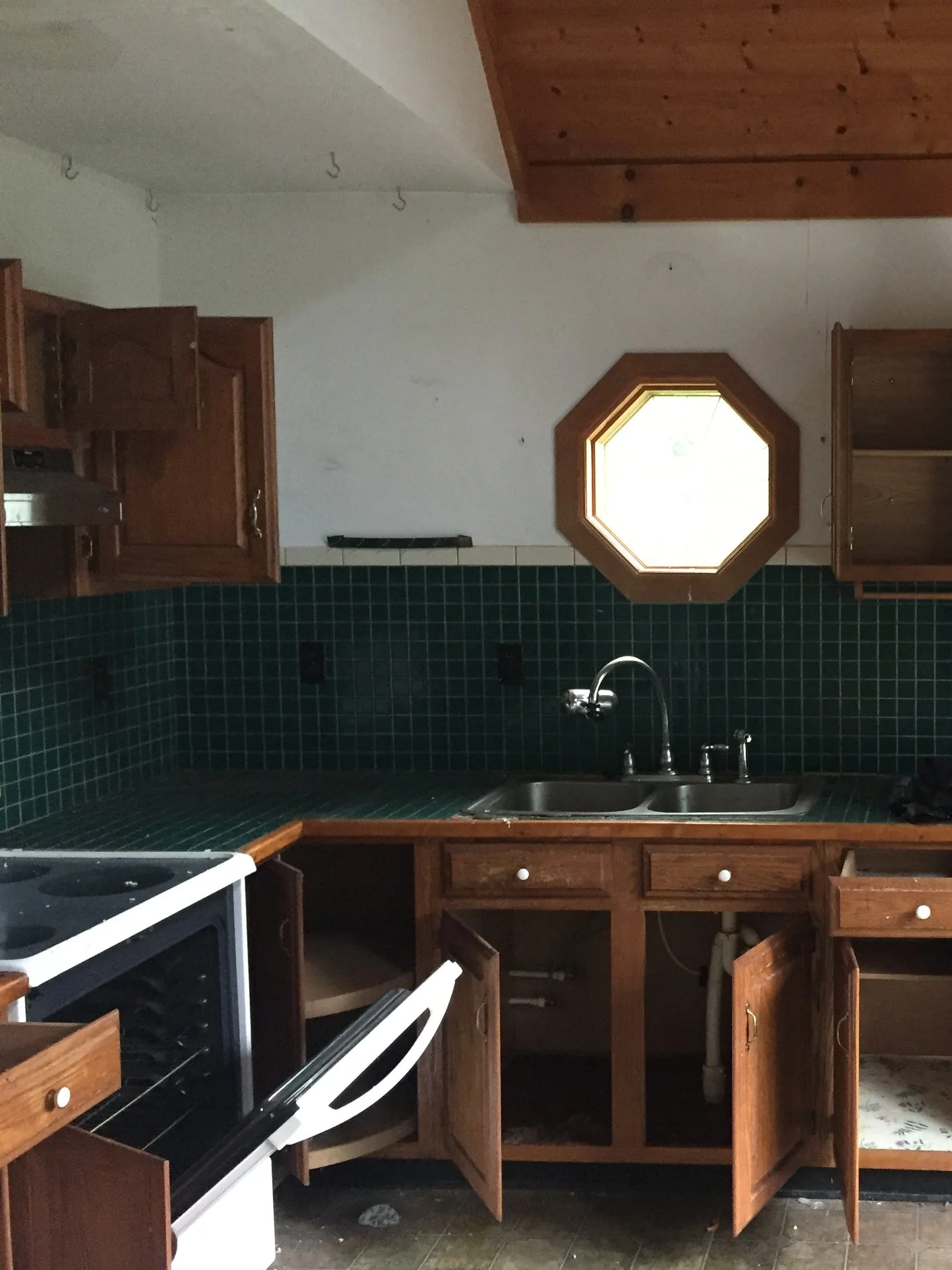 37+Before+-+Raeder+Kitchen.png
