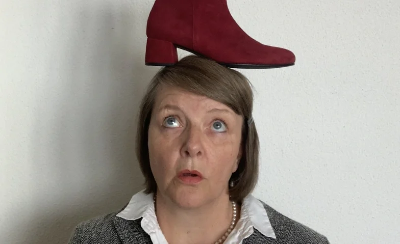 Miss Fozzard findet ihre Füsse 