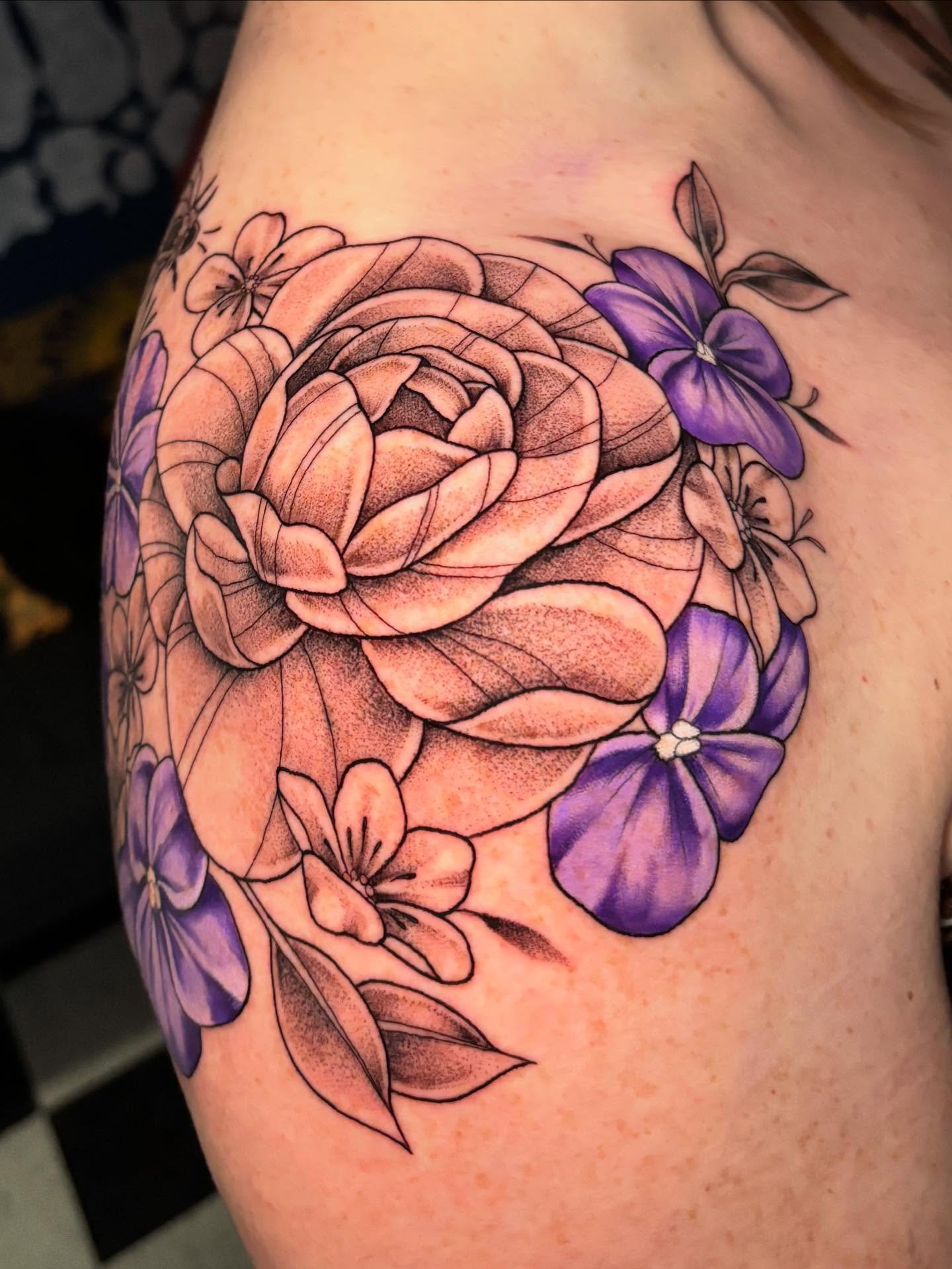 Got to do these beautiful flowers a few weeks back! .
.
.
.
.
.
.
.
.
.
.
#sacredarttattooct #tattooapprentice #colortattoo #blackandgreytattoo #illustration #art #womenaprentice #wow #tattooct #tattoo #cttattoo #tattoos #cttattoos #tattoosct #tattoo