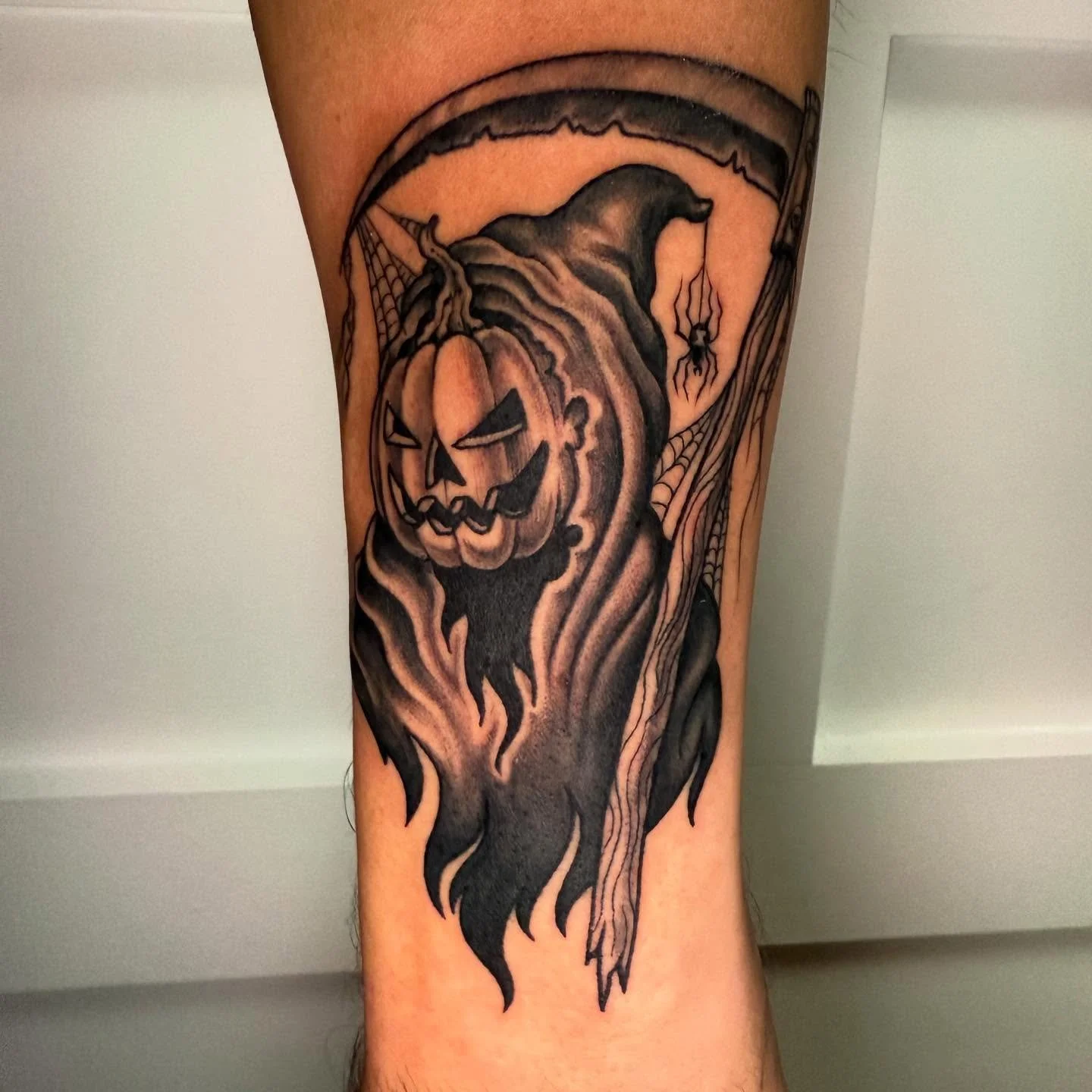 Pic for everyone anti reels, Jack-o-reaper from today. As always, designed with the client, in front of the client. 🫡🎃
.
.
.
#Tattoo #sacredarttattooct  #ctink #inked #connecticuttattoos #blackandgreytattoo #peakneedles 
#satlikeachamp #blackandgre