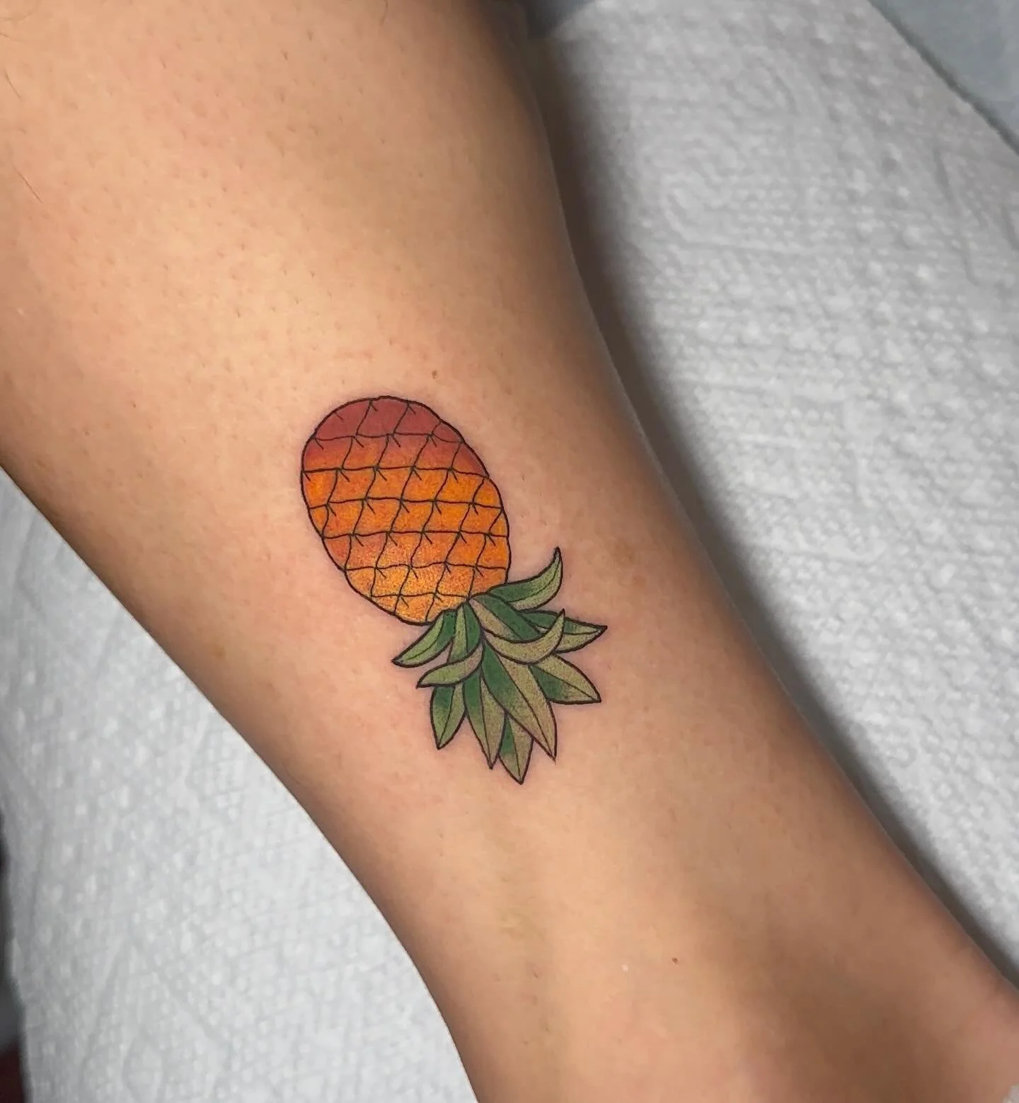 🍍🍍🍍
.
.
.
#sacredarttattooct#tattooct#pineappletattoo#fruittattoo#newyear