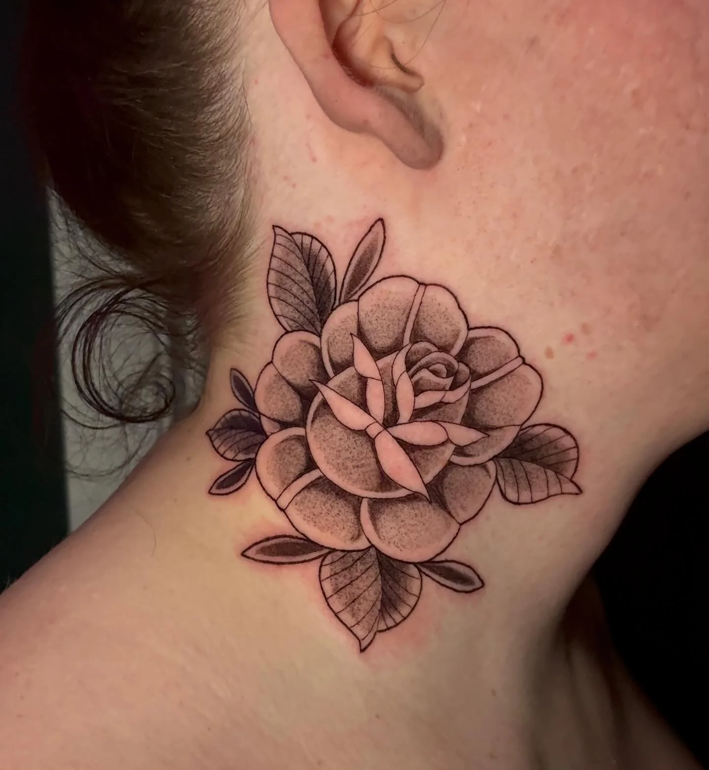 A classic flower on neck 😌🥀
.
.
.
#sacredarttattooct#tattooct#rosetattoo#necktattoo#floraltattoos