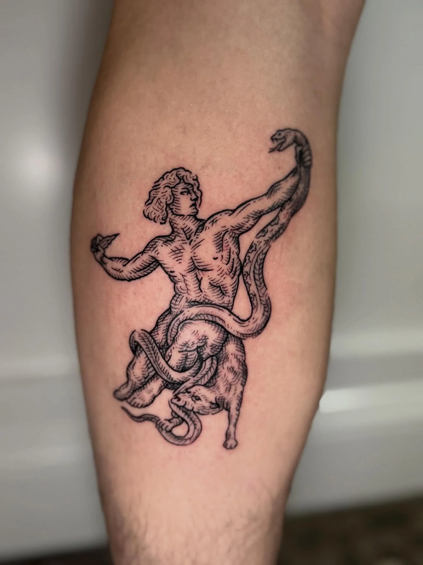 Fun woodcut Hercules from this morning. .
.
.
#sacredarttattooct  #ctink #inked #connecticuttattoos #blackandgreytattoo