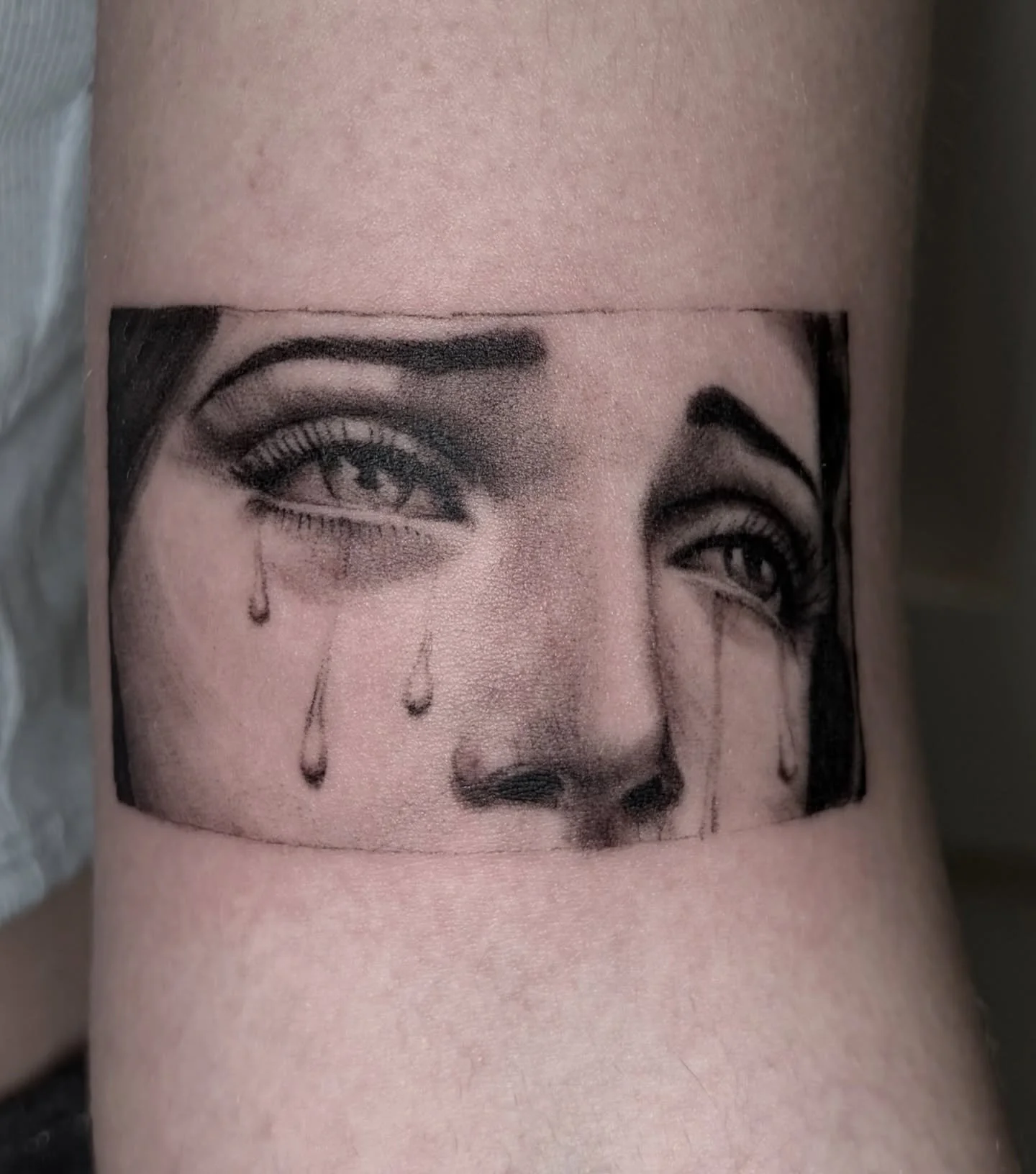 Tattoo by Kaity DM @kaitlincsech to book an appointment! #cttattoo #ctink #sacredarttattooct #cttattooartist #cttattooshop