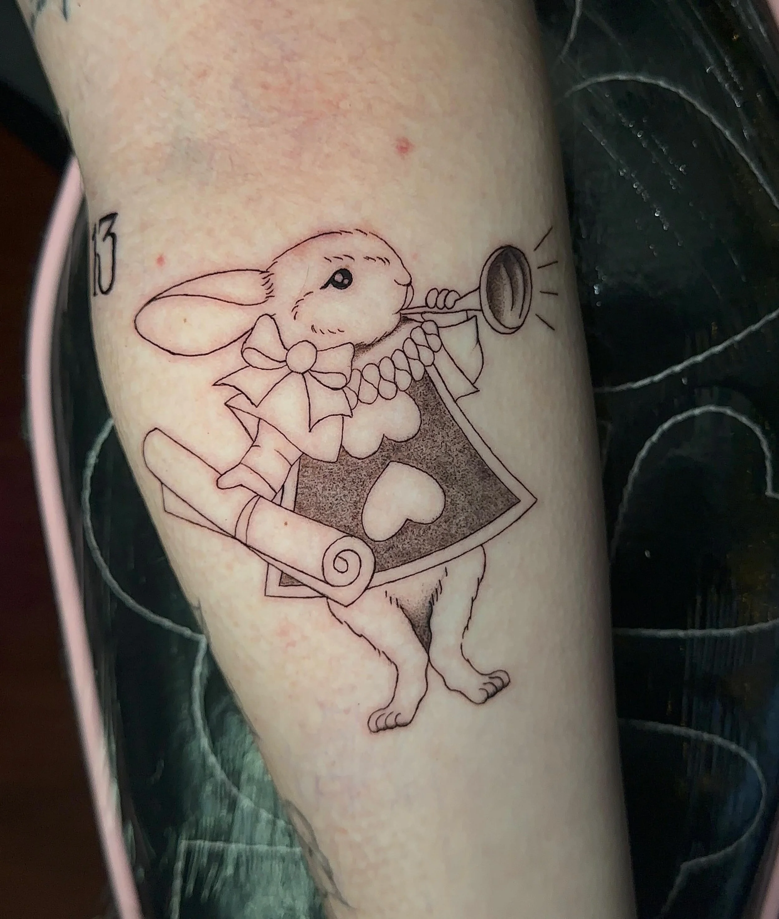 &ldquo;How long is forever?&rdquo; &ldquo;Sometimes just one second&rdquo; 
.
Any Alice in Wonderland tattoo is always welcome! 🐇&hearts;️
.
.
.
#sacredarttattooct#tattooct#aliceinwonderland#whiterabbit#whiterabbittatoo