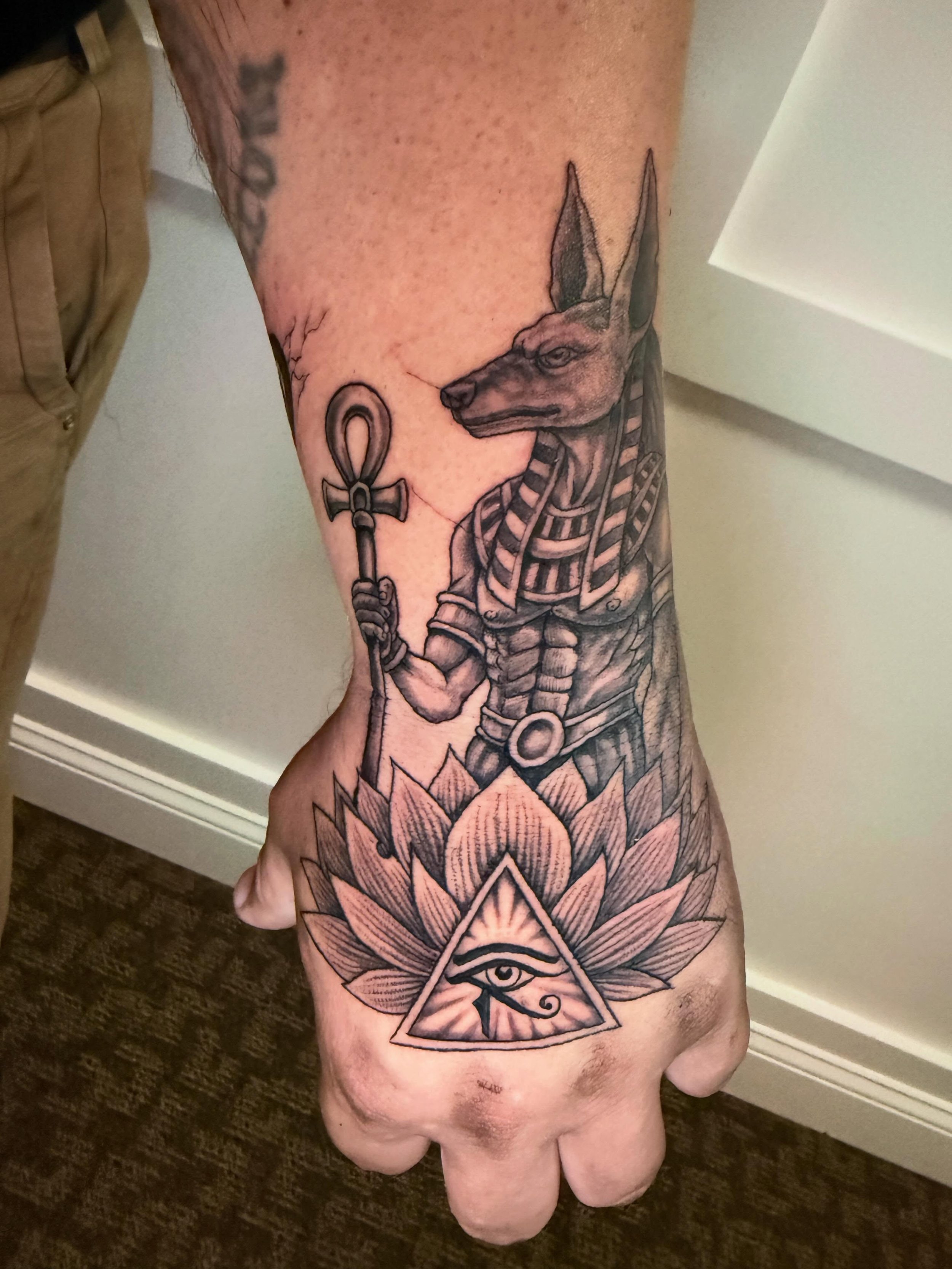 Some fun mythological pieces from today! 
.
.
.
#sacredarttattooct  #ctink #inked #connecticuttattoos #blackandgreytattoo