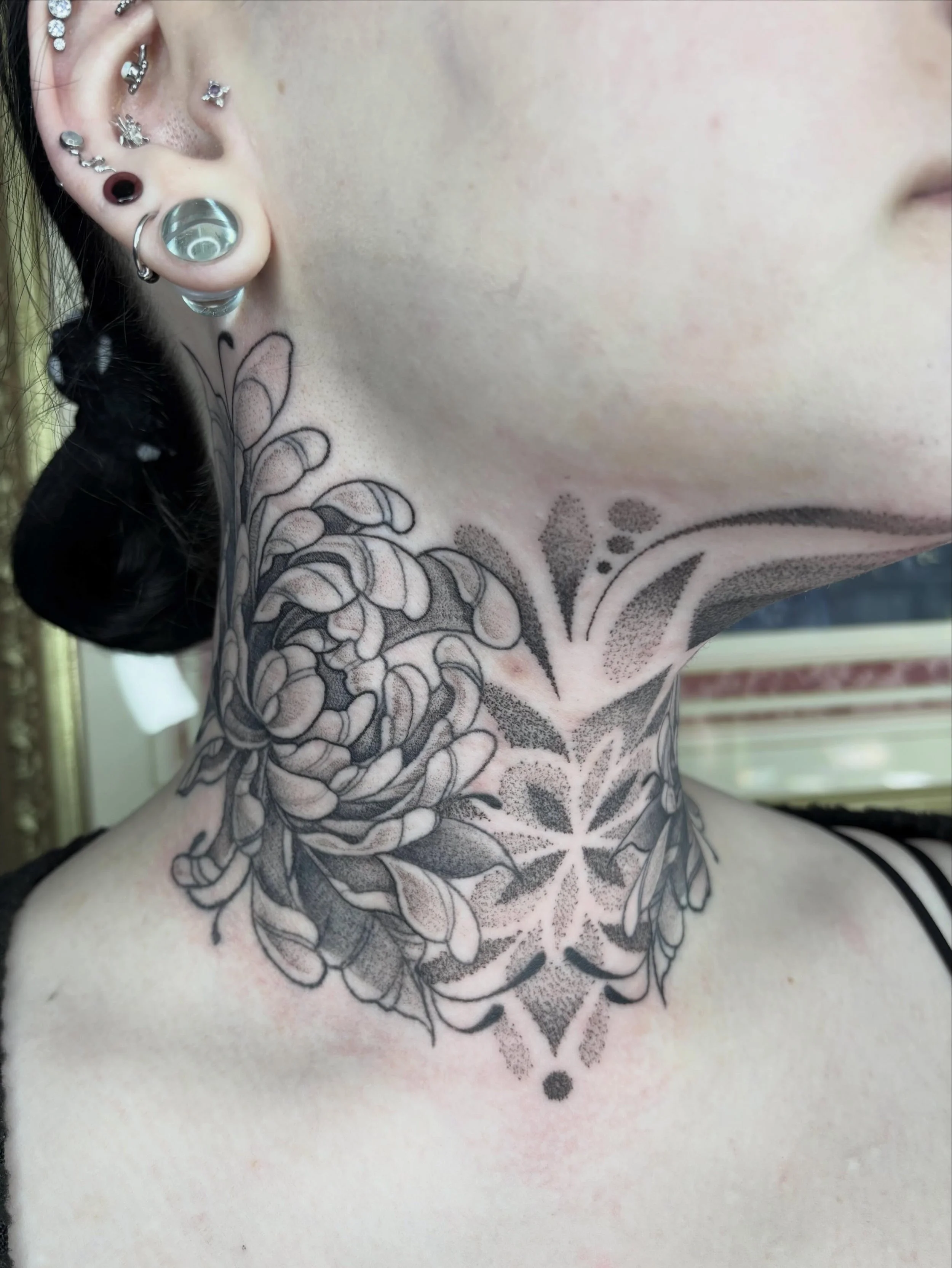 I couldn&rsquo;t just pick one picture because I&rsquo;m actually so obsessed! I got to finish this awhile back but I&rsquo;m so happy to post and share this with everyone! Thank you for the trust with this sick as frick tattoo! &hearts;️&hearts;️&he