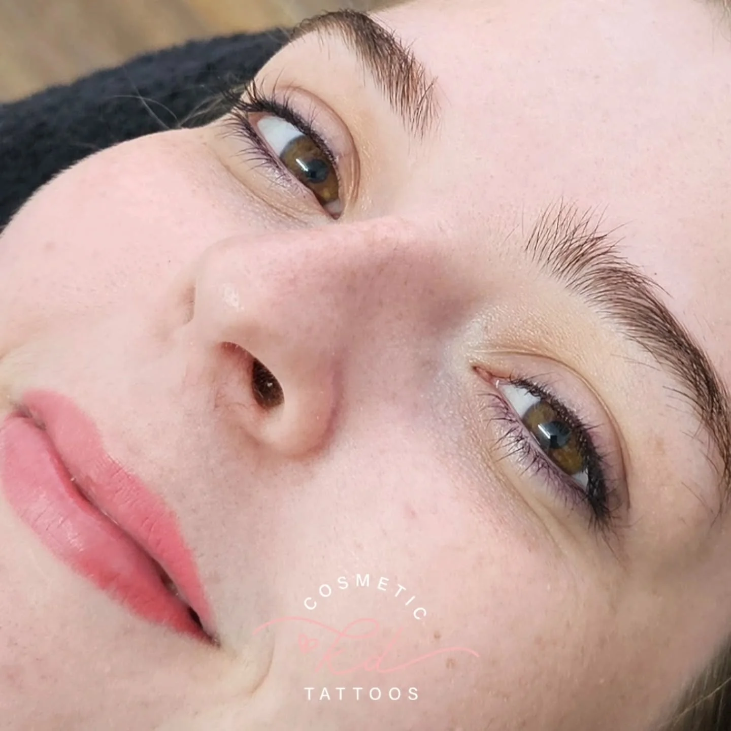 ✨️ All Healed &amp; Happy ✨️

Check out this healed eyeliner colour refresh and lip blush. 

Im in love with these results. 

Suble lash enhancement helps make your eyes pop all day, every day. 

While waking up with a lip stain allows you to get up,