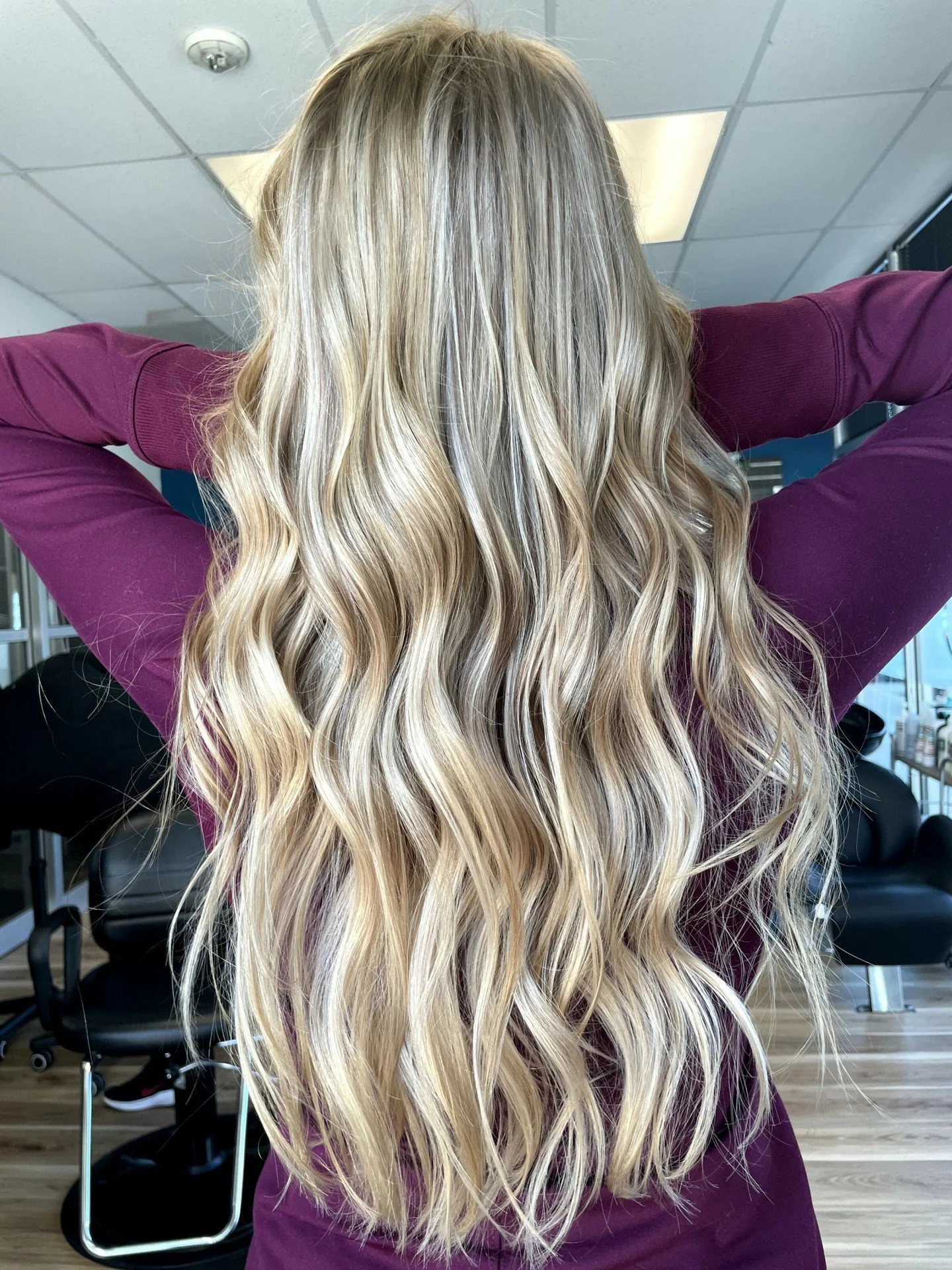 Blondies, this one&rsquo;s for you! 💖✨ If you know the struggle of keeping that perfect blonde shade vibrant, you&rsquo;re not alone! Meet Alex, our blonde specialist who knows exactly how to pamper your precious locks and keep them shining brighter