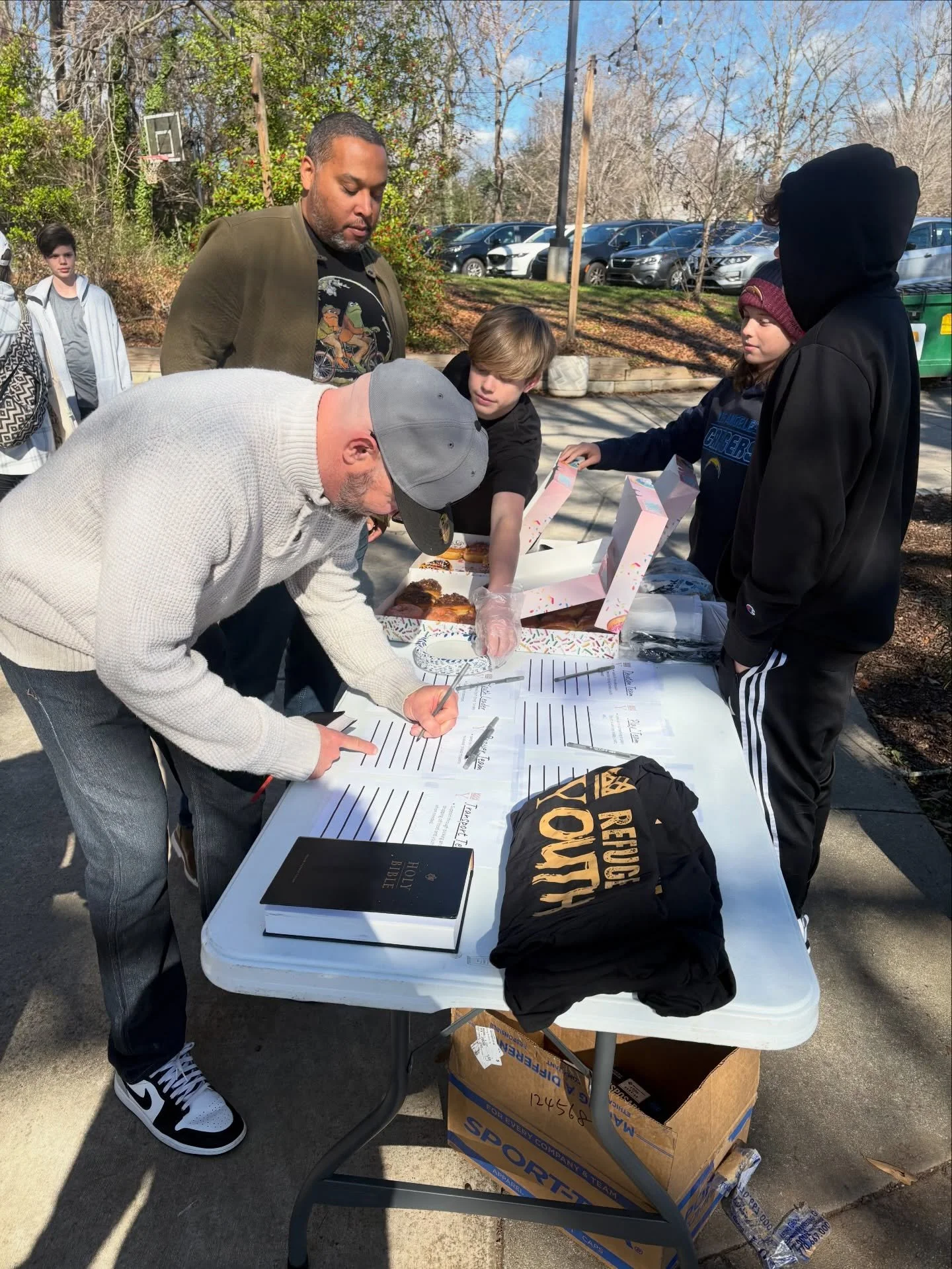 Refuge Youth is flowing and growing as we start off 2026‼️👏💥
.
Our MISSION is to Create a safe and loving space, Build community with intentionality and diversity, and Pursue youth so they may be transformed into disciples of Jesus Christ
.
Our VIS