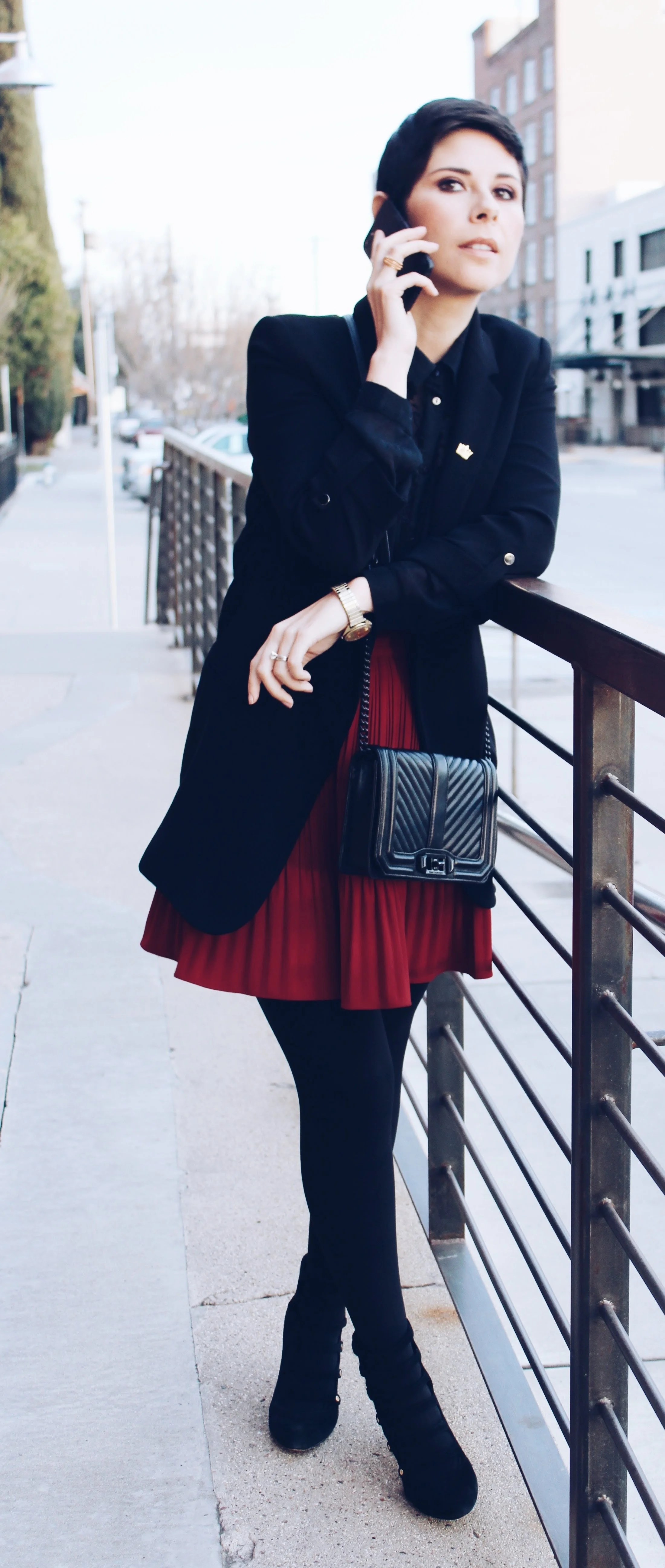 Fall Closet Essentials + Fall Outfit ideas + Free Printable Style