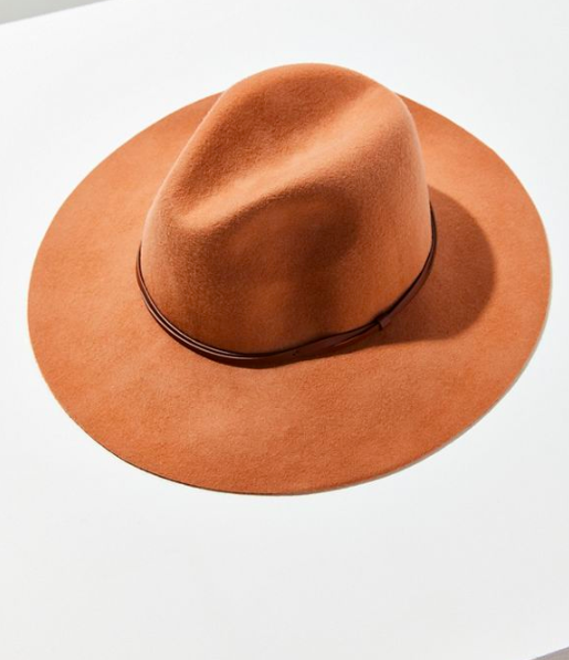 panama hat in cognac
