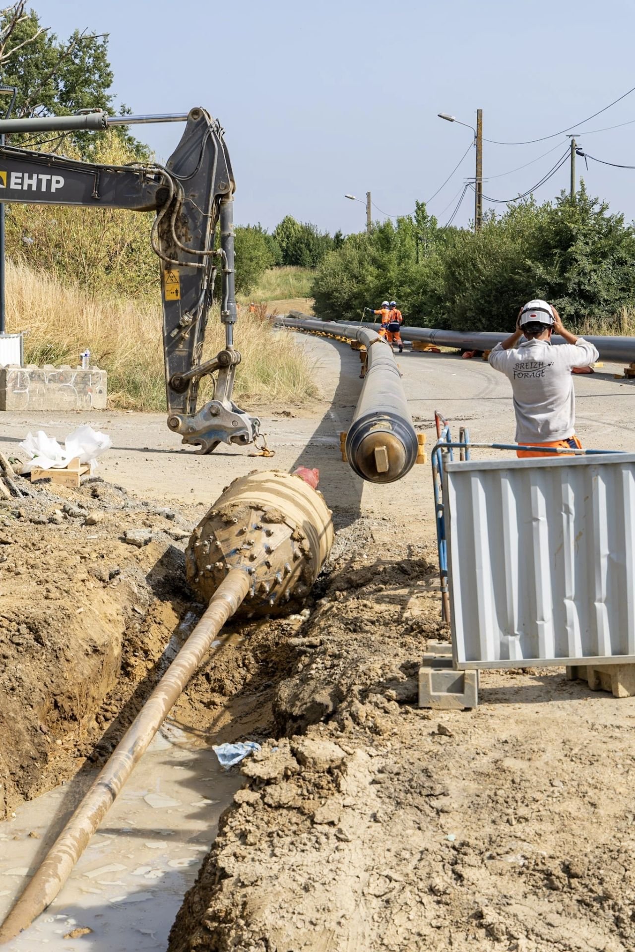 Horizontal directional drilling