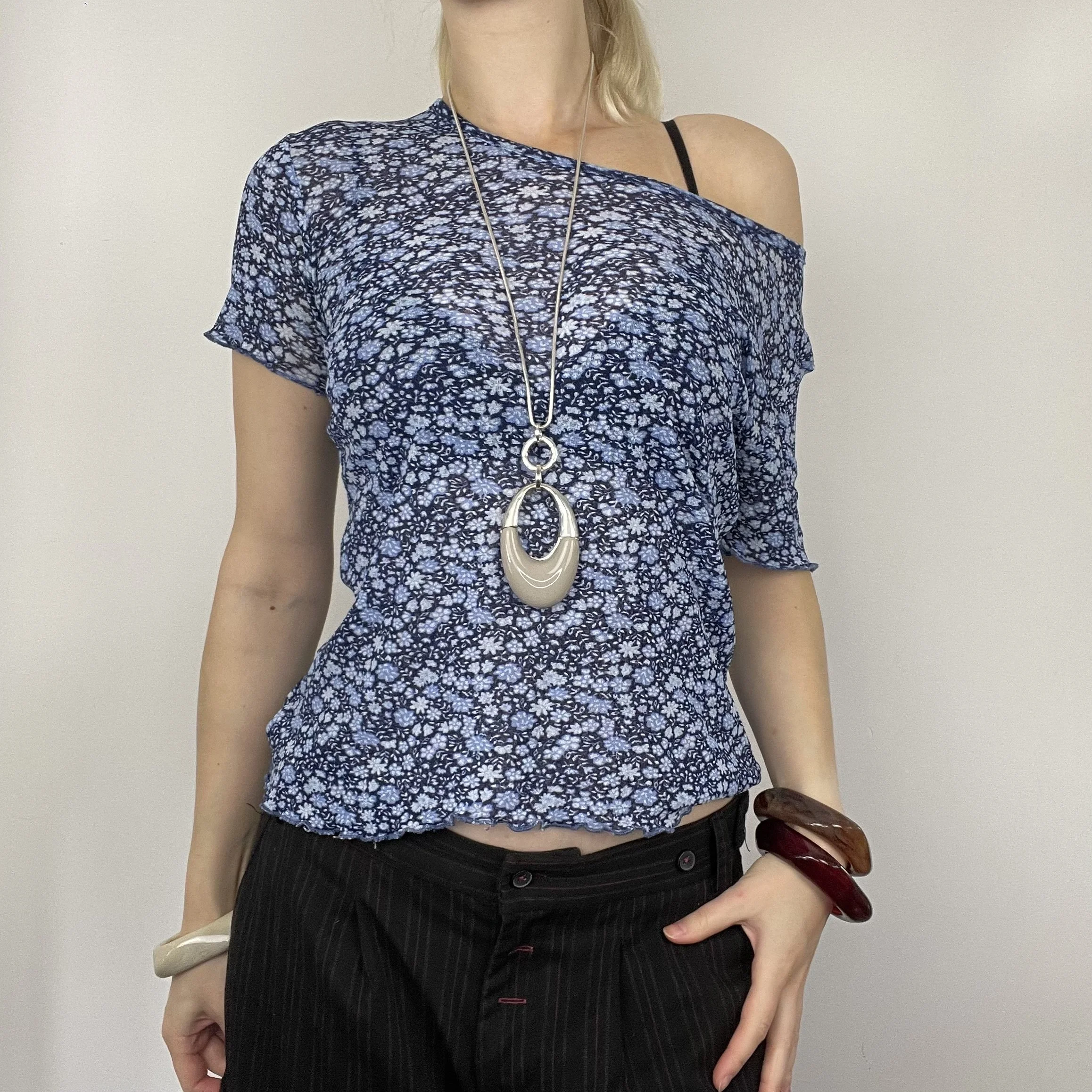 M blue white short sleeve mesh slightly sheer graphic floral print patterned stretchy blouse