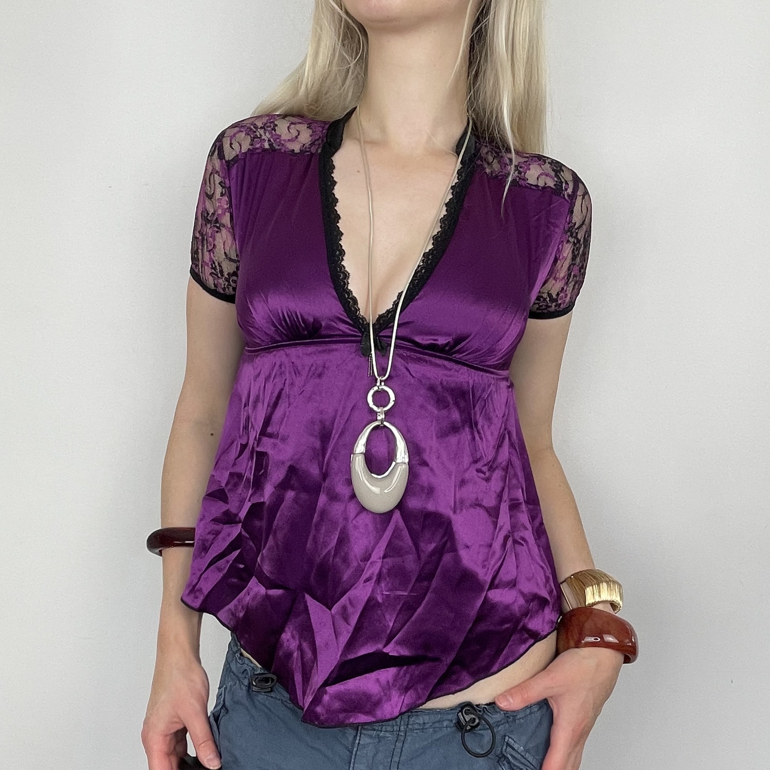 XS purple and black satin short sleeve lace V-neck lingerie floral patterned blouse
