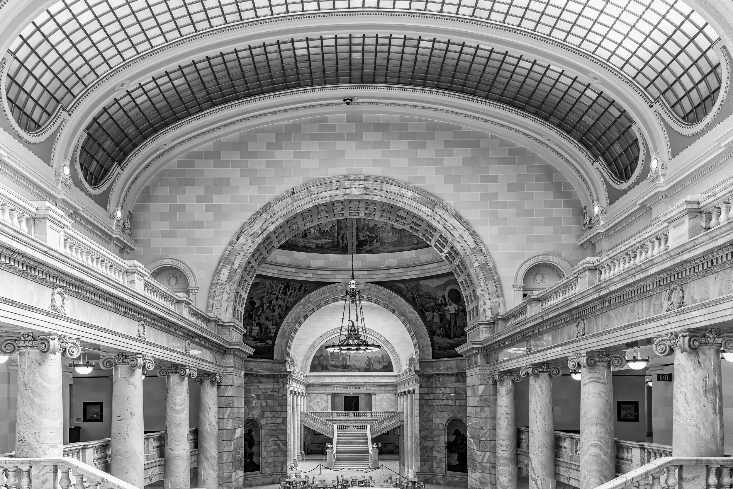 ut capitalb&w.jpg