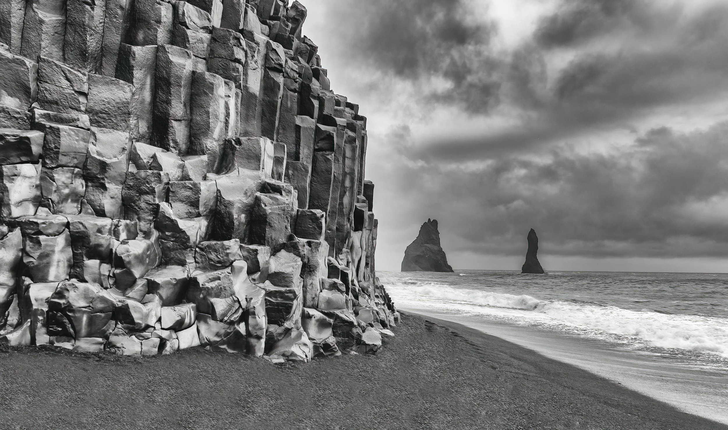 innb17b&w.jpg
