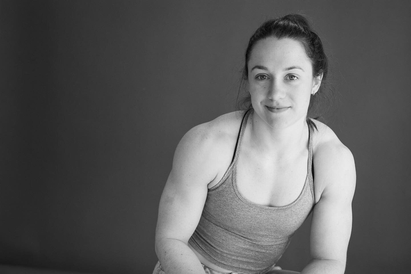 Meet Gabby Ocker. Head Coach at Solidarity CrossFit. 

&ldquo;Strong back, soft front, wild heart&rdquo; - Brene Brown

#badasswomenofcharlottesville @solidaritycrossfit @gabocker94

Thank you for all that you do for our community here in Charlottesv