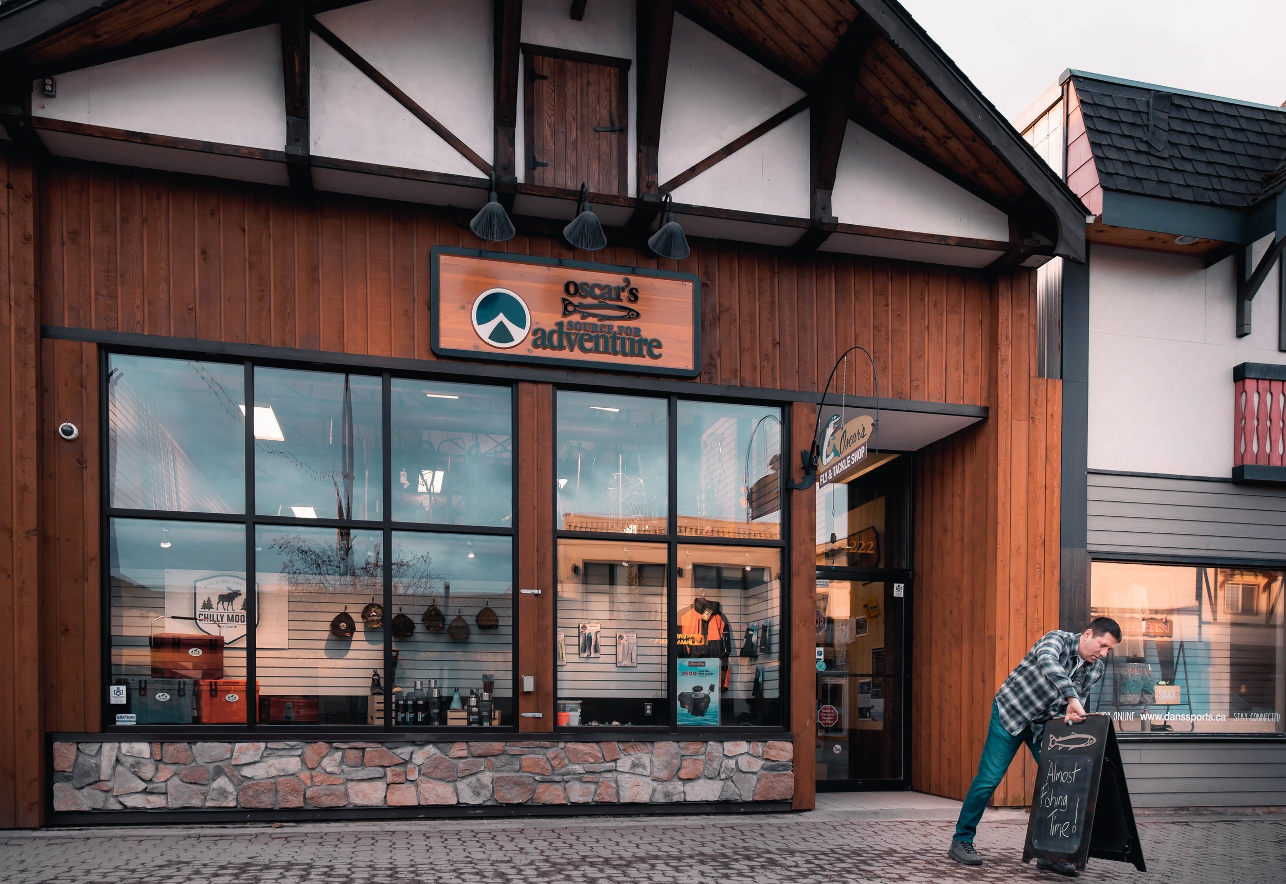 Oscars Smithers Storefront | Oscars Fly and Tackle.jpg