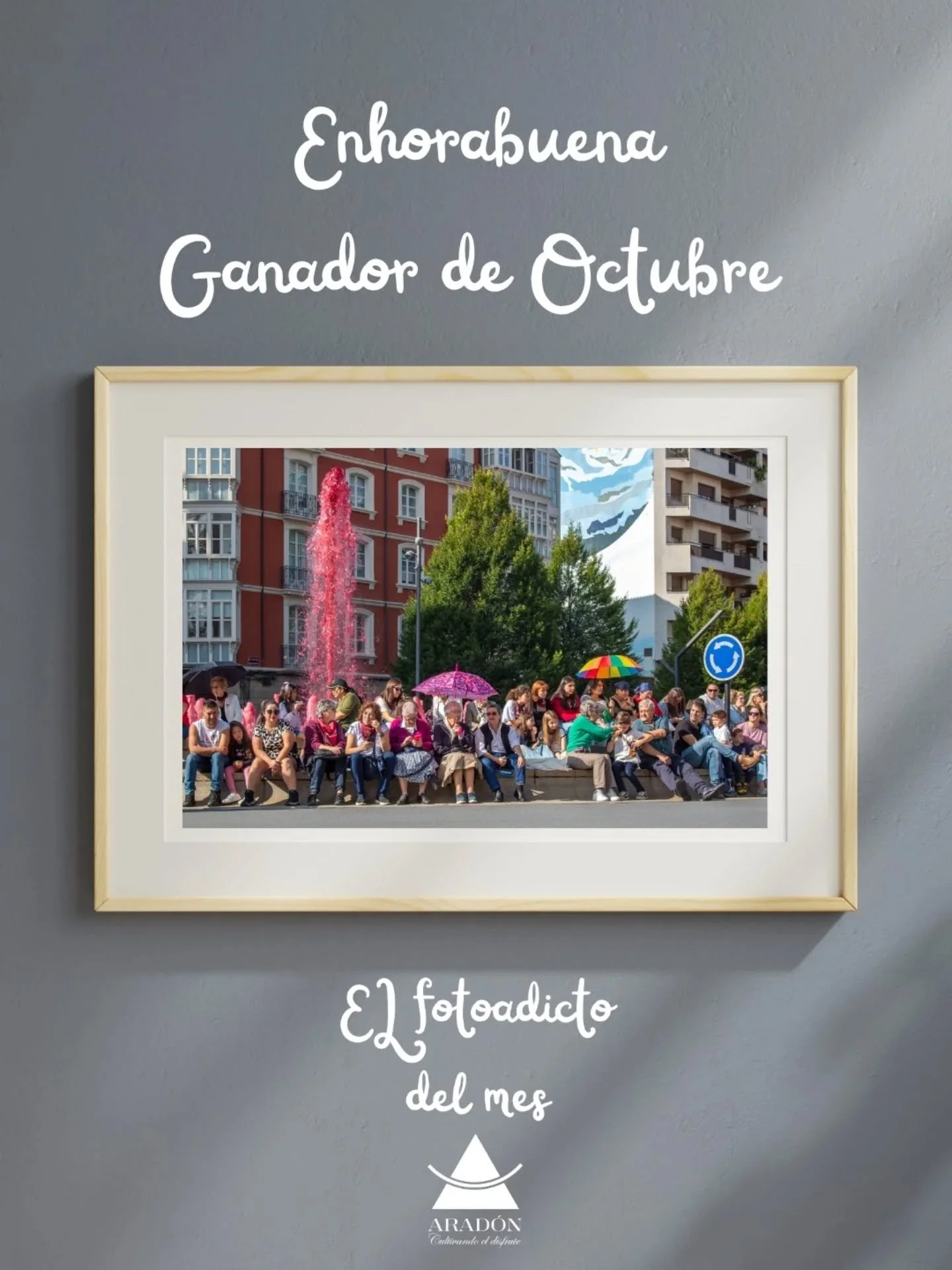 🎉 Fotoadicto del Mes &ndash; Tem&aacute;tica: Fiestas 🎉

Nos complace anunciar que el ganador de este mes es @c0rd0n_c0rd0n con su fotograf&iacute;a &ldquo;Fuente del Vino&rdquo;. 📸✨

Alberto nos cuenta sobre su obra:

&quot;La fotograf&iacute;a f