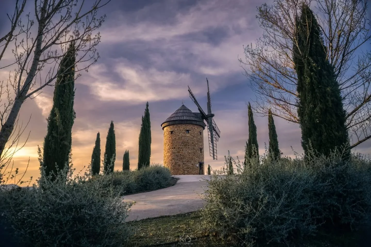 ✨ FOTO DESTACADA ✨

Hoy destacamos la mirada de @kvallesquino 📸

Una imagen que refleja su forma de ver la fotograf&iacute;a, cuidando cada detalle y transmitiendo mucho m&aacute;s que un simple instante.

Desde Fotoadictos seguimos apostando por da