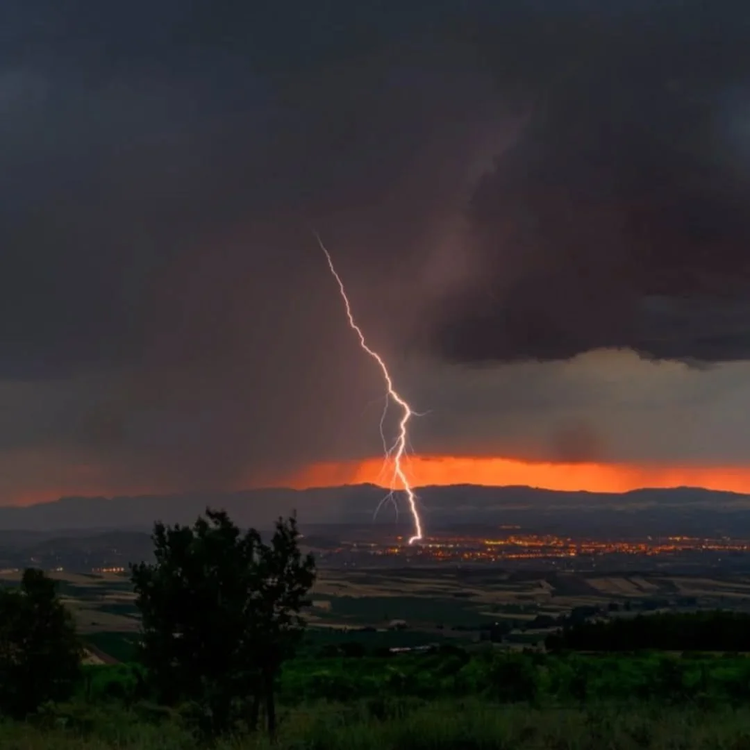 ✨ FOTO DESTACADA ✨

Hoy destacamos la mirada de @jesusdonamaria 📸

Una imagen que refleja su forma de ver la fotograf&iacute;a, cuidando cada detalle y transmitiendo mucho m&aacute;s que un simple instante.

Desde Fotoadictos seguimos apostando por 