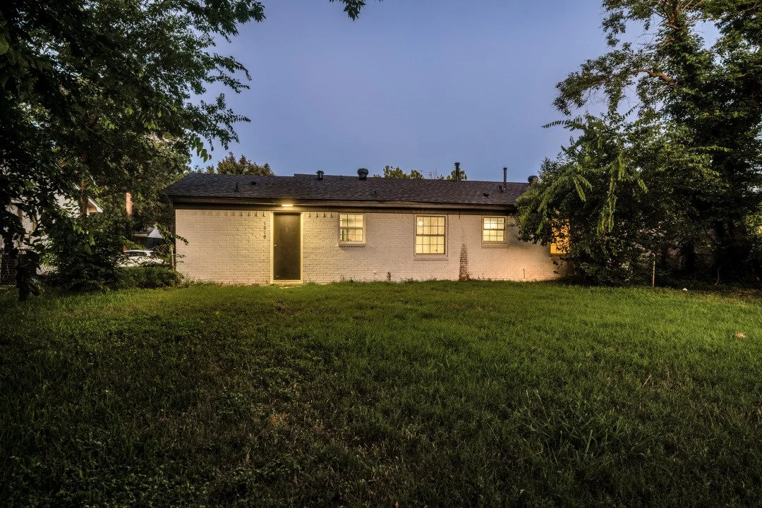 1319 Eastern Heights Backyard.jpg