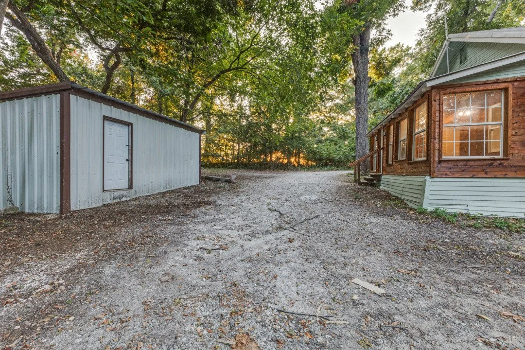 2990 County Road 568 Workshop and Back of House.jpg