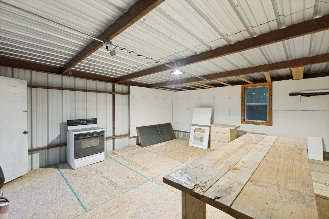 2990 County Road 568 Workshop, Interior.jpg