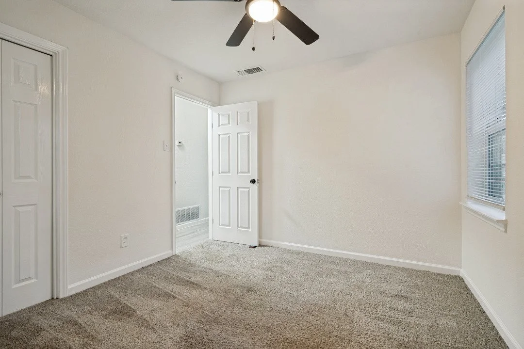 1319 Eastern Heights Bedrom 3 (corner).jpg