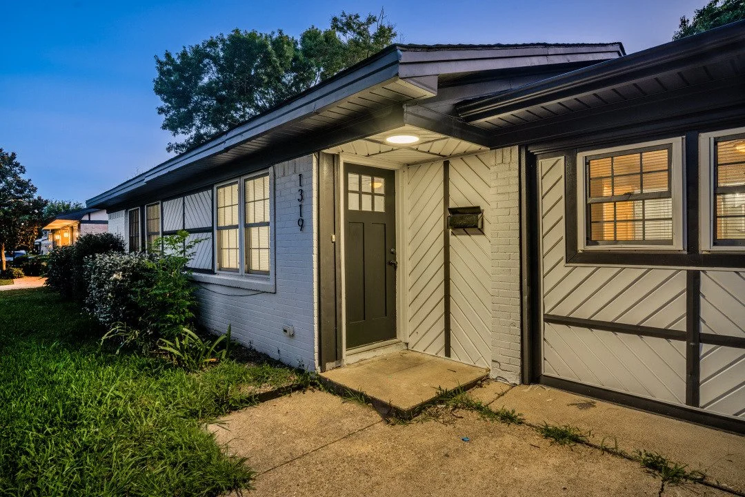 1319 Eastern Heights Exterior Entry.jpg