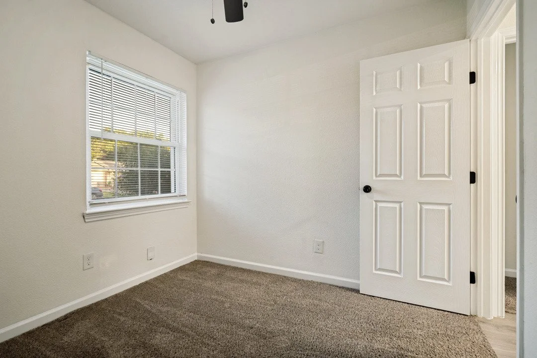 1319 Eastern Heights Bedroom 1.jpg