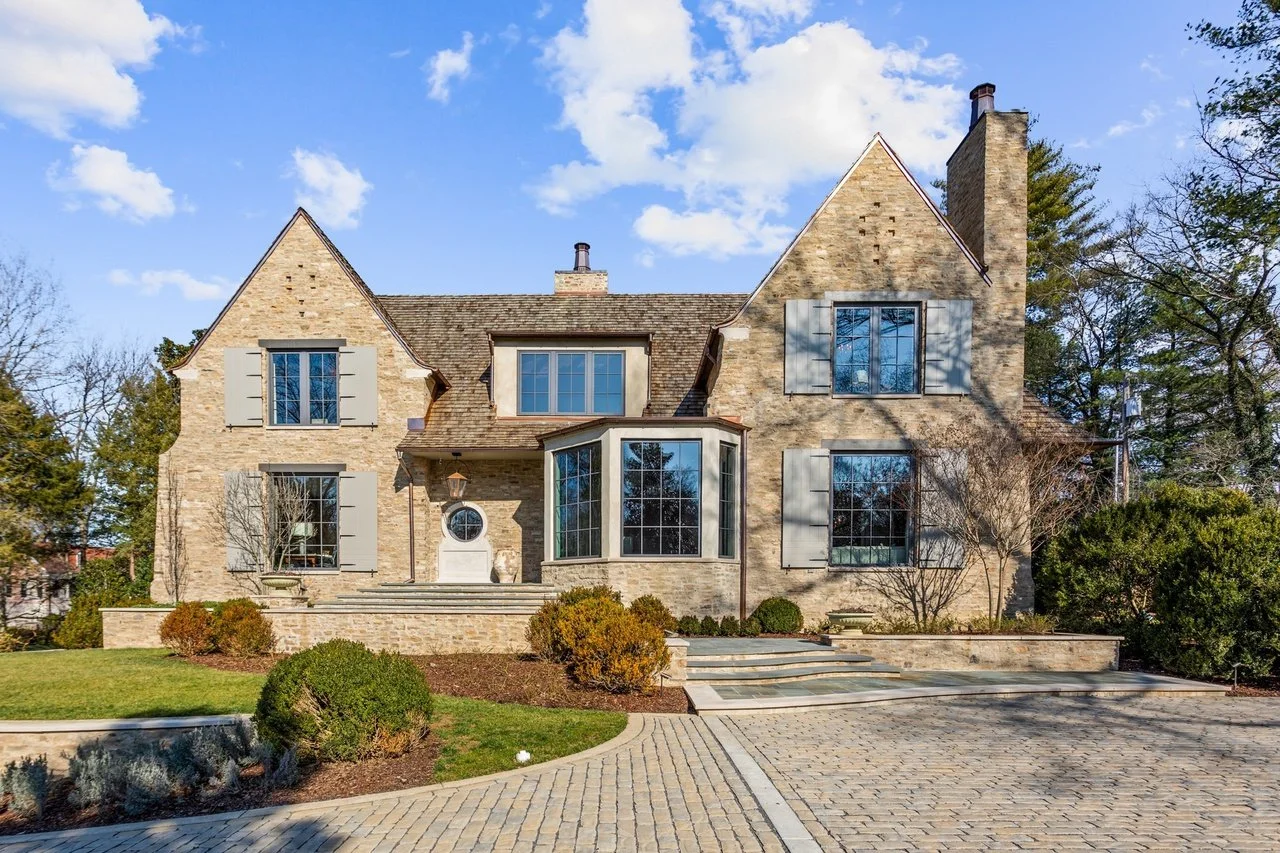 jackson round front.jpeg