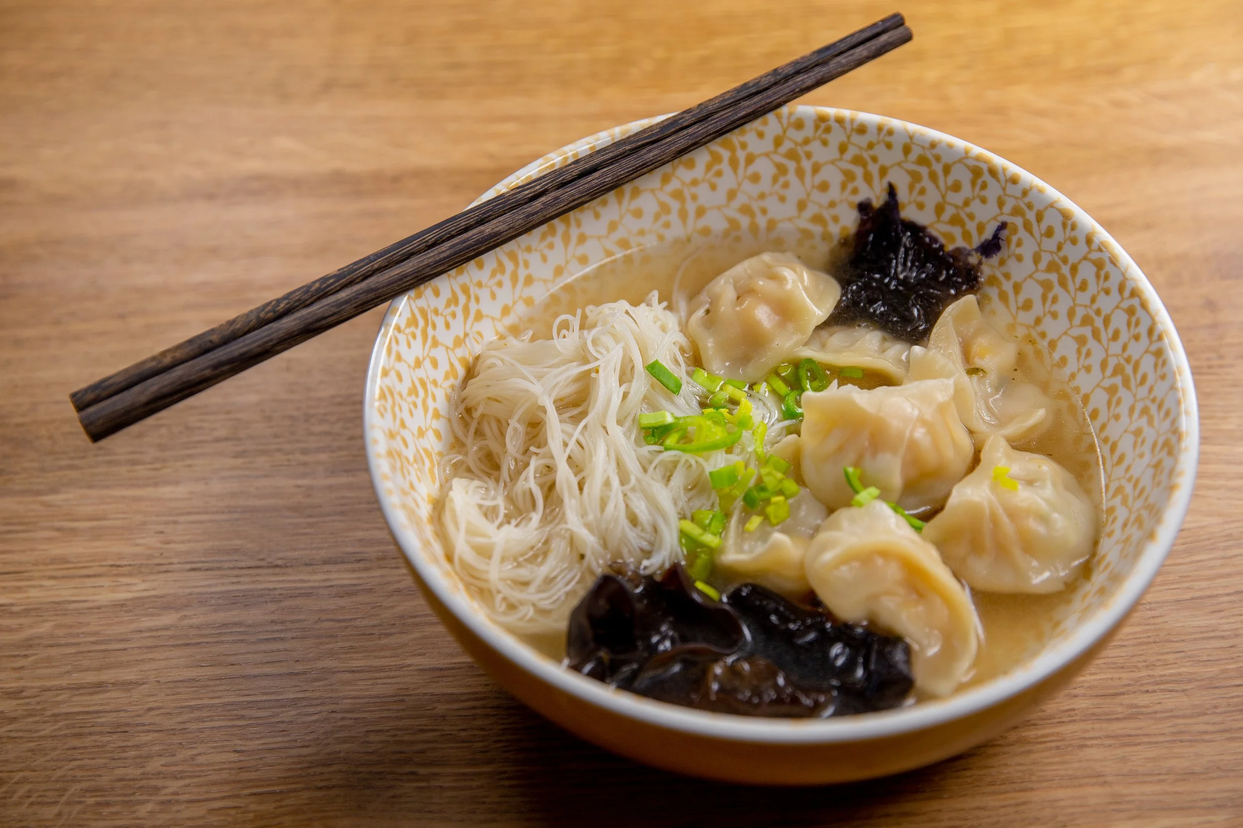 longma dumplings soup