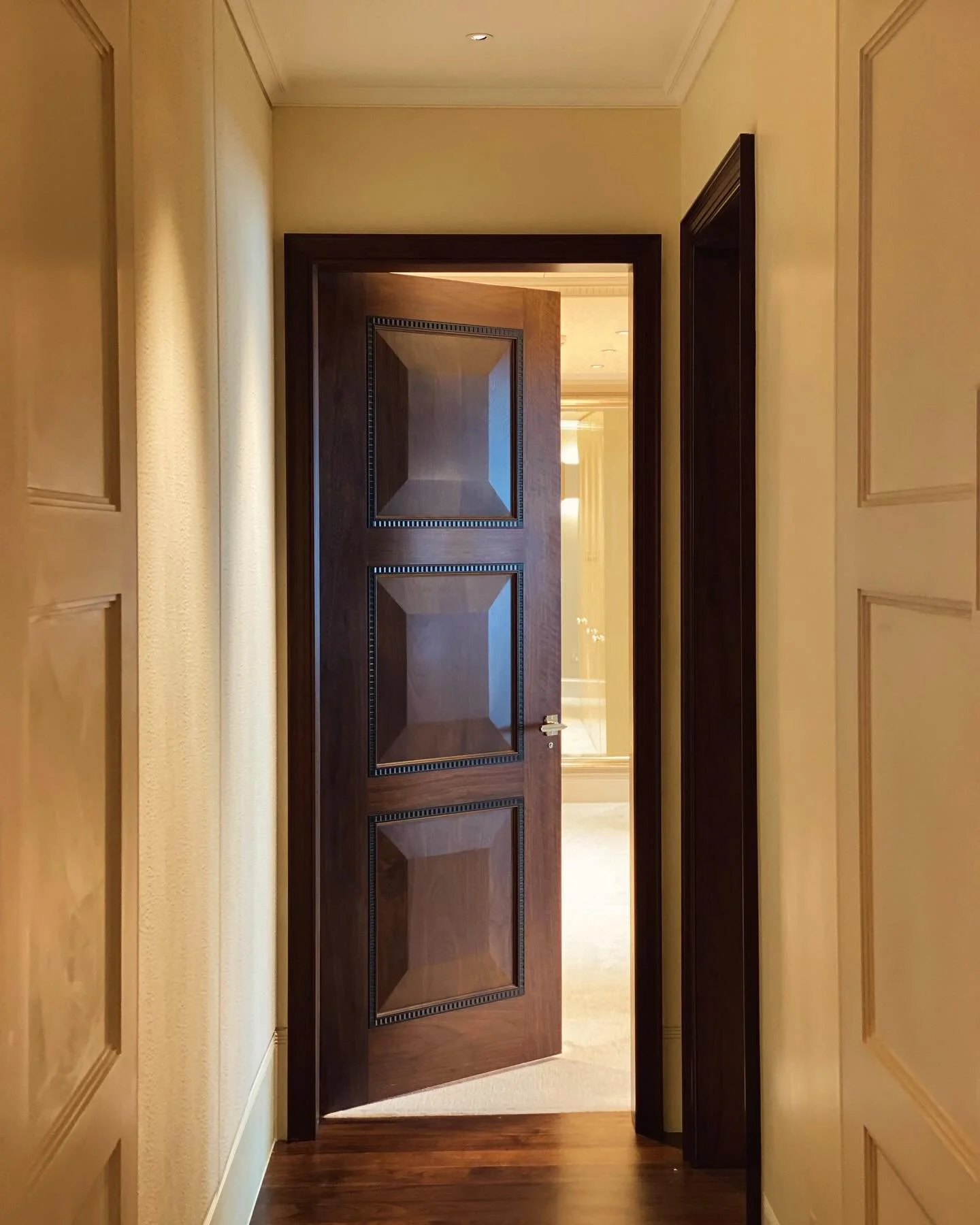 W H E N  O N E  D O O R&hellip; | #whenonedoorclosesanotheropens 
&mdash;&mdash;&mdash;&mdash;&mdash;&mdash;&mdash;&mdash;&mdash;&mdash;&mdash;&mdash;
I believe in synchronicity.  A job was recently put on hold which at the time felt like quite a blo