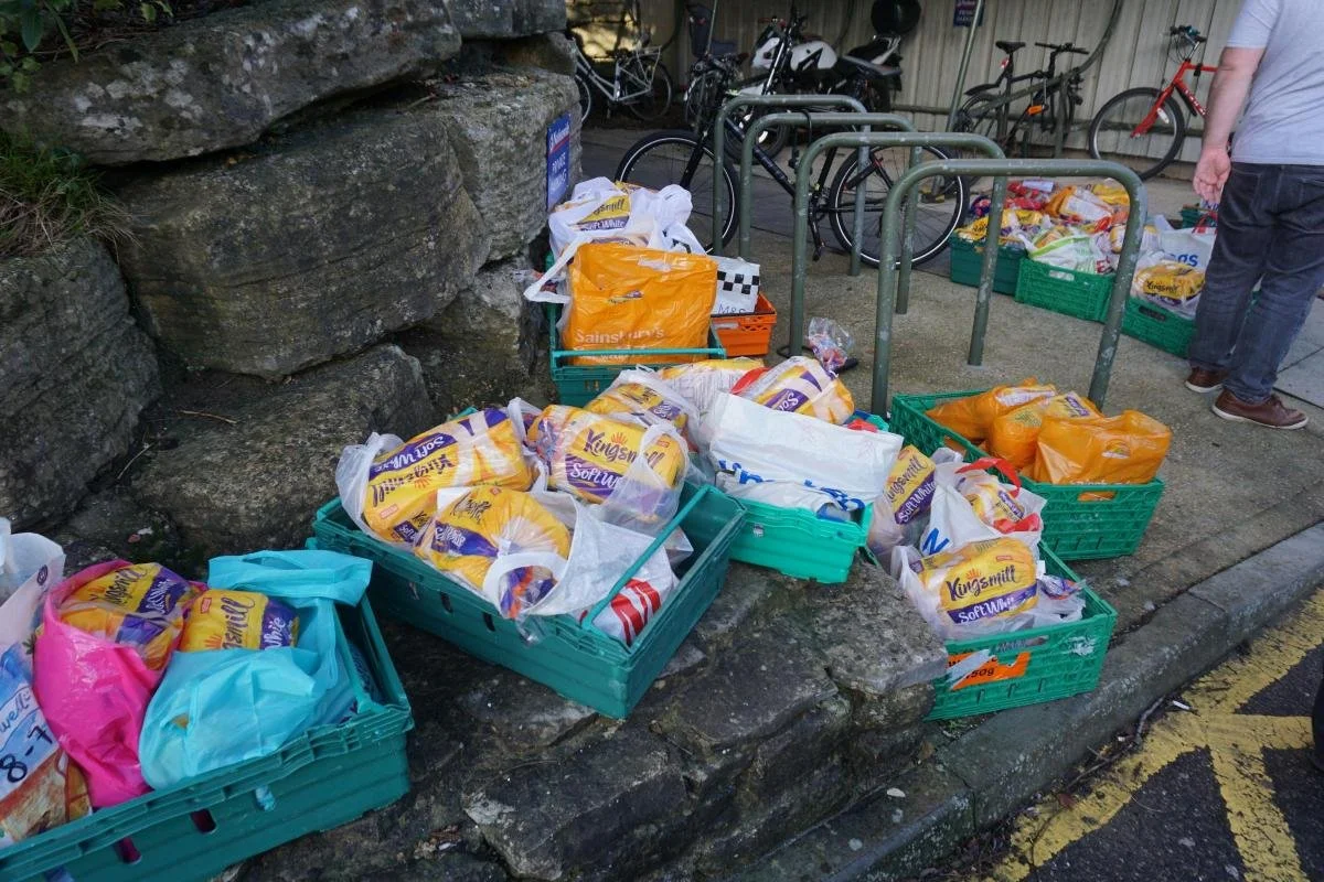 200 HAMPERS DELIVERED TO NEEDY PEOPLE IN BOURNEMOUTH — The Hamper Appeal