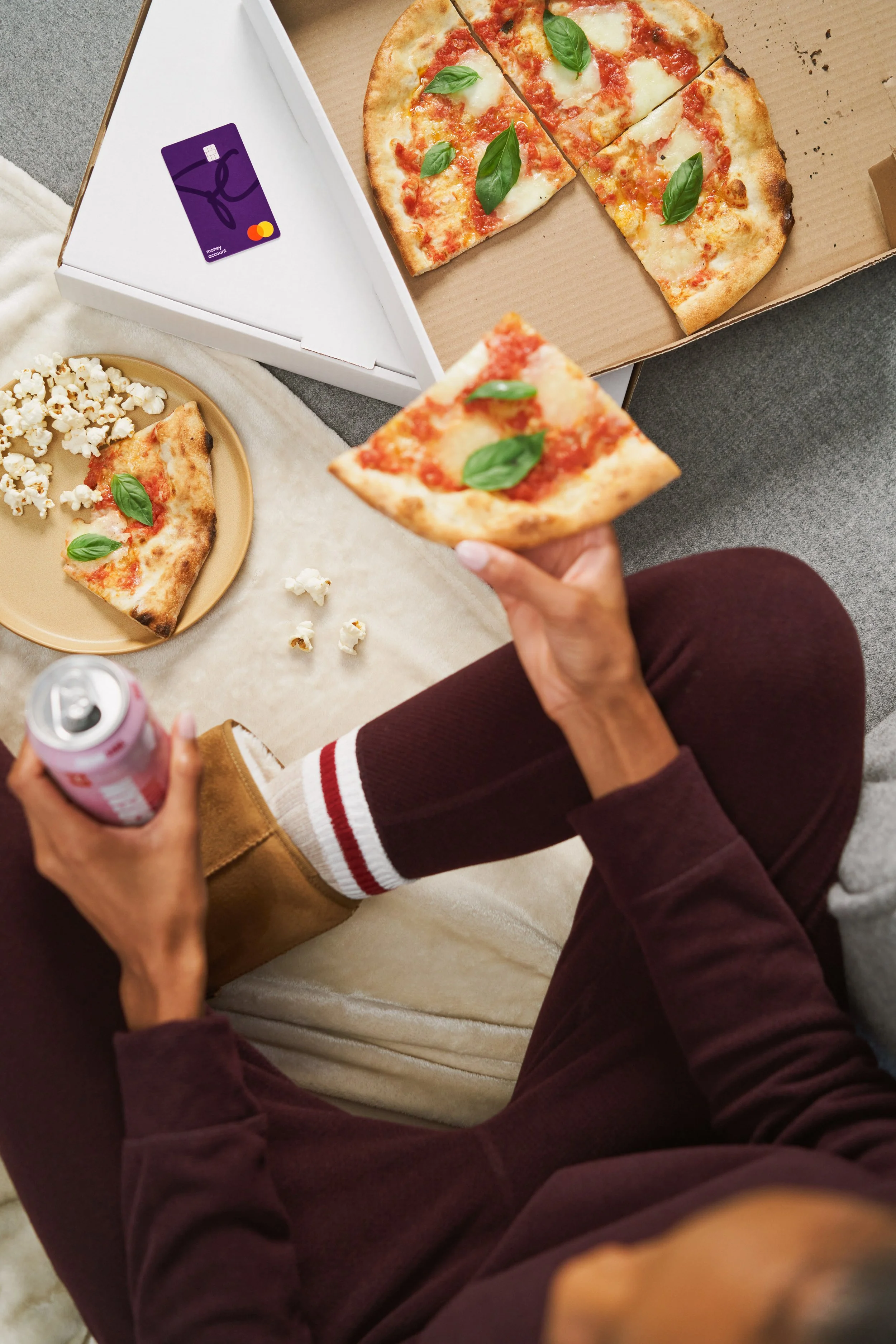 17_PCFinancial_07-TakeOut_0302_v2_sRGB.jpg