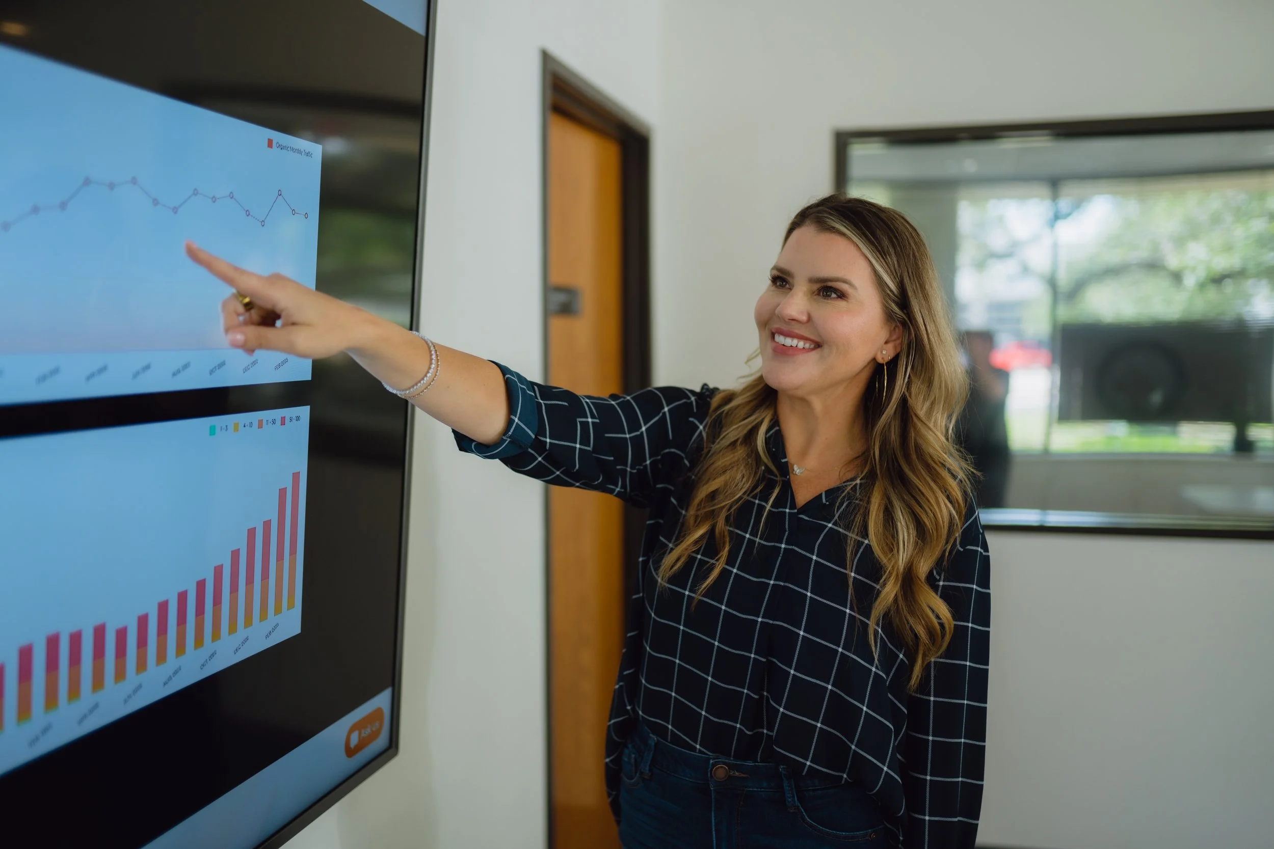 Jaclyn Bustos, Founder of 2ten Marketing