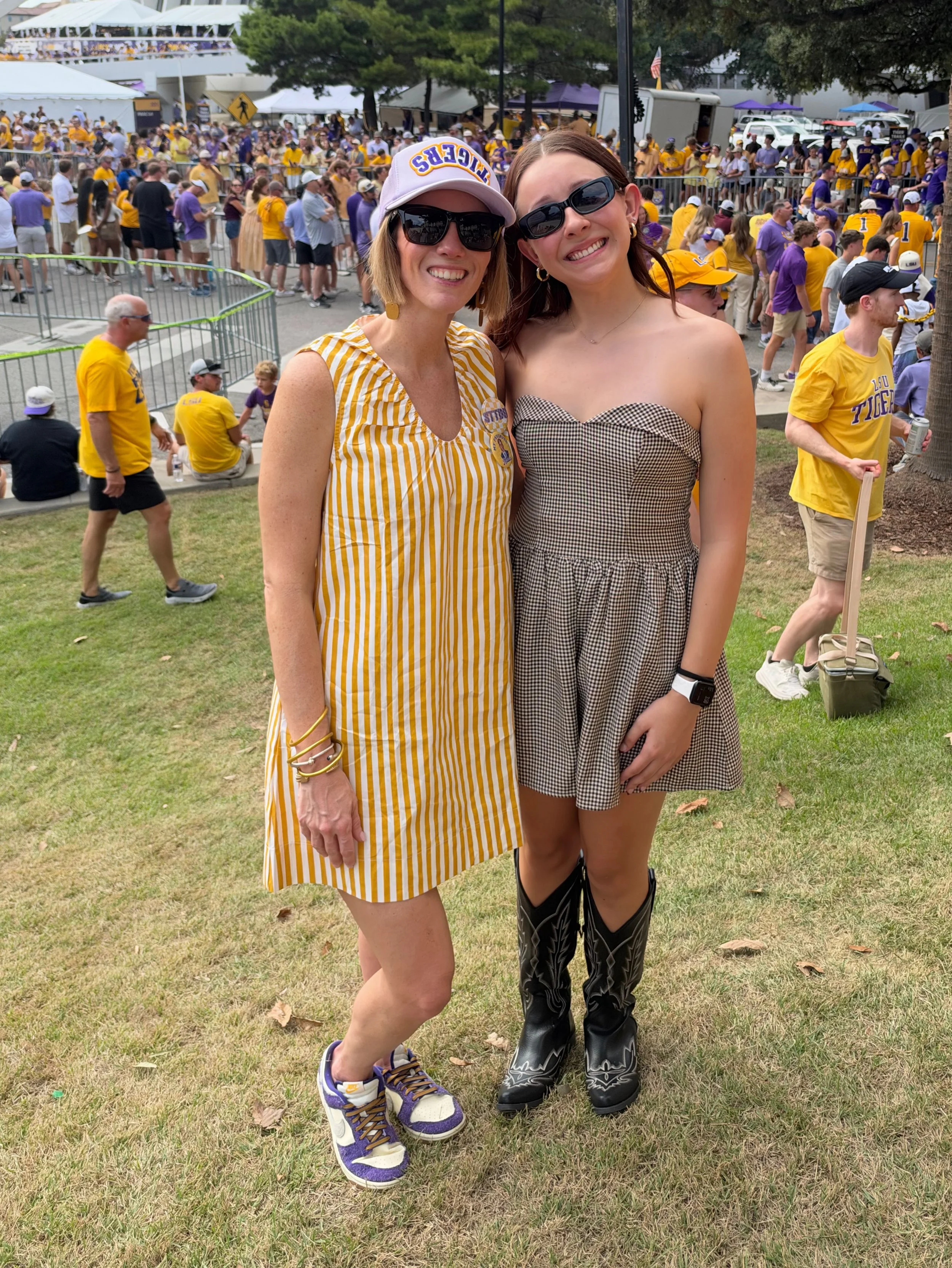 Weekend Update: 

Took my niece to her first away game and she only got Tiger Baited once! 

My sister and her friends tagged along. 

Ran into my sweet friend from college, Syd! 

Watched the Tigers get the W against the Aggies! Thanks @fiashco for 