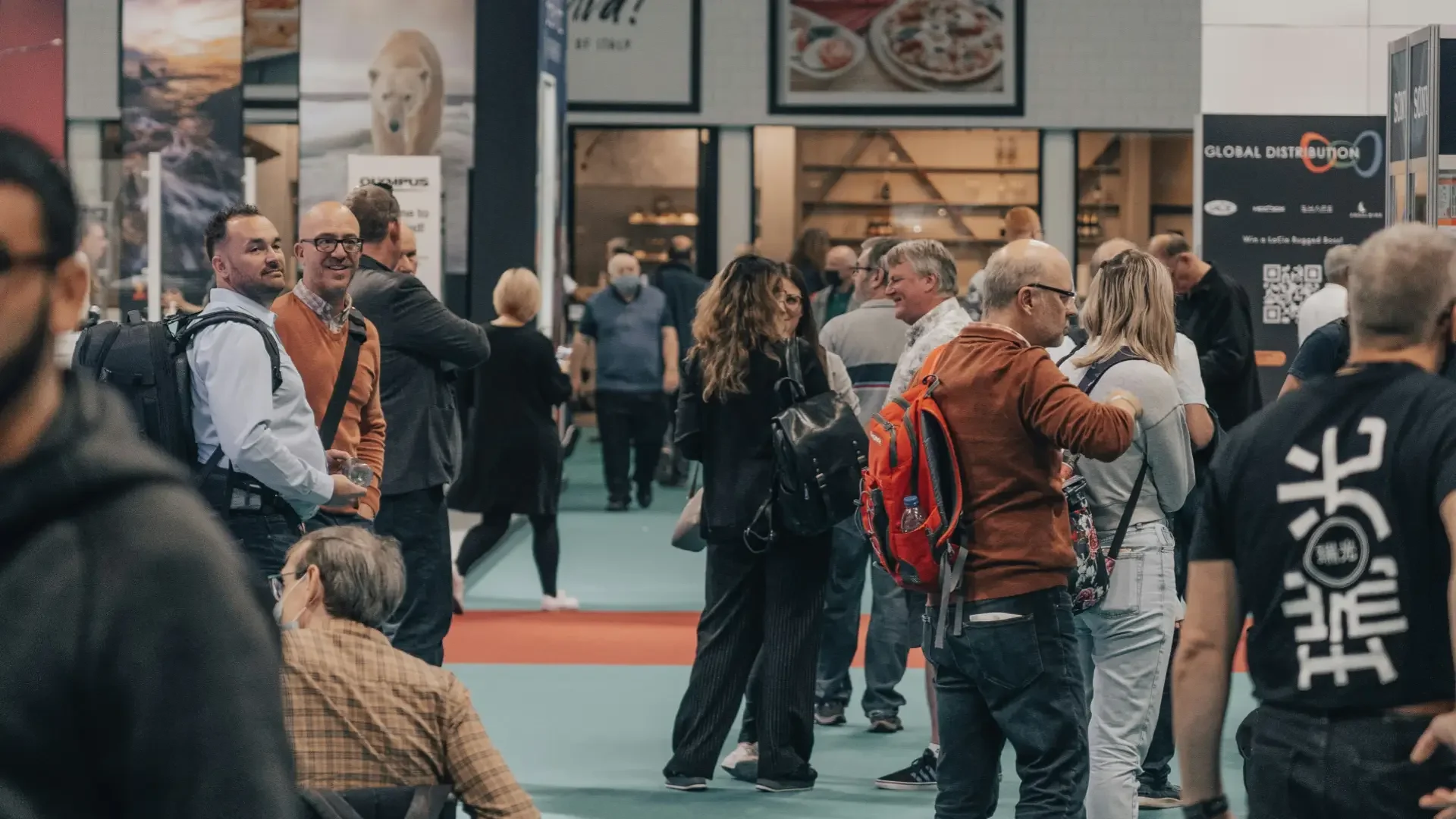 How to prepare your art collection for international exhibitions at the end of the year