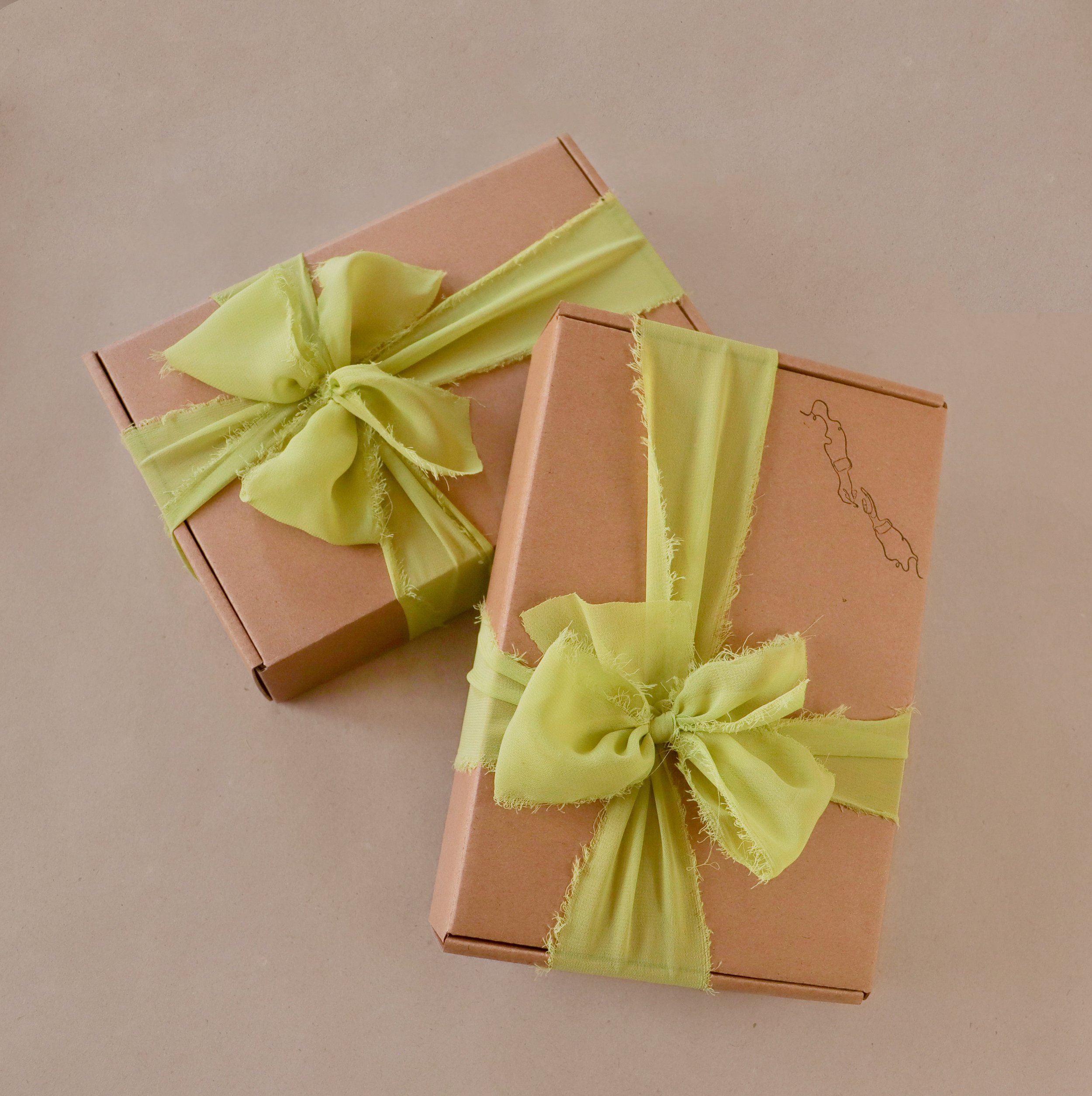 https://i.etsystatic.com/15249051/r/il/2f3de3/4695987053/il_fullxfull.4695987053_o22f.jpg